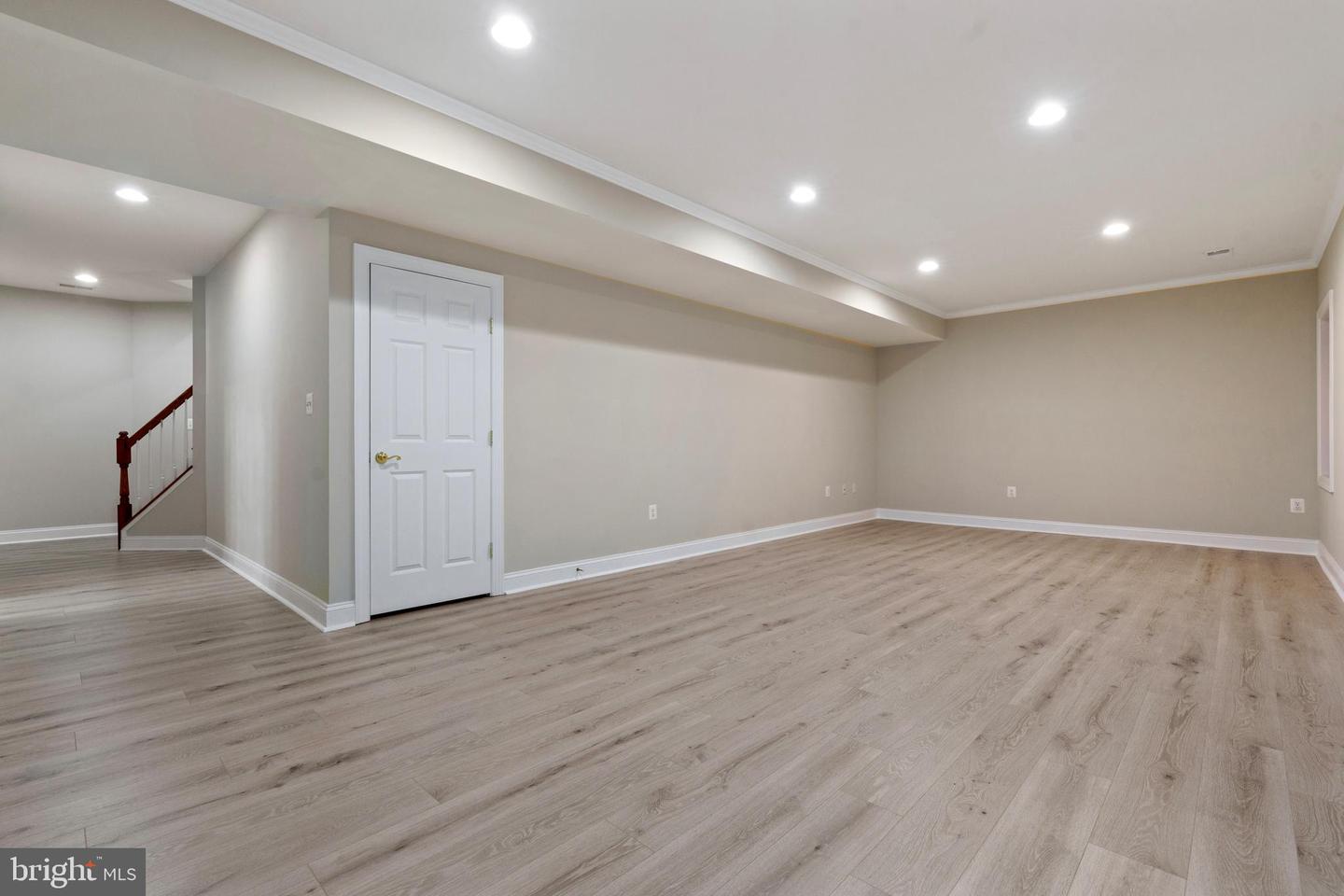 1318 S KENMORE CIR, ARLINGTON, Virginia 22204, 5 Bedrooms Bedrooms, ,3 BathroomsBathrooms,Residential,For sale,1318 S KENMORE CIR,VAAR2058432 MLS # VAAR2058432