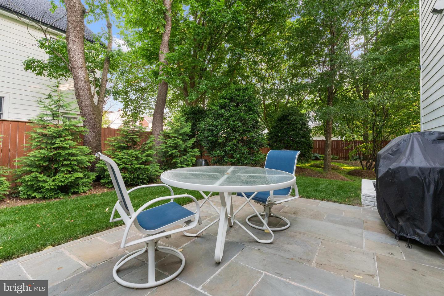 1318 S KENMORE CIR, ARLINGTON, Virginia 22204, 5 Bedrooms Bedrooms, ,3 BathroomsBathrooms,Residential,For sale,1318 S KENMORE CIR,VAAR2058432 MLS # VAAR2058432
