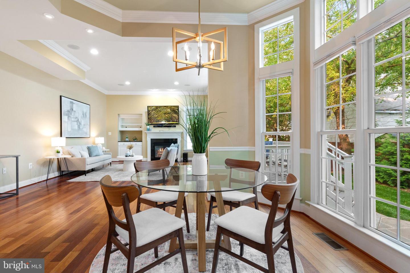 1318 S KENMORE CIR, ARLINGTON, Virginia 22204, 5 Bedrooms Bedrooms, ,3 BathroomsBathrooms,Residential,For sale,1318 S KENMORE CIR,VAAR2058432 MLS # VAAR2058432