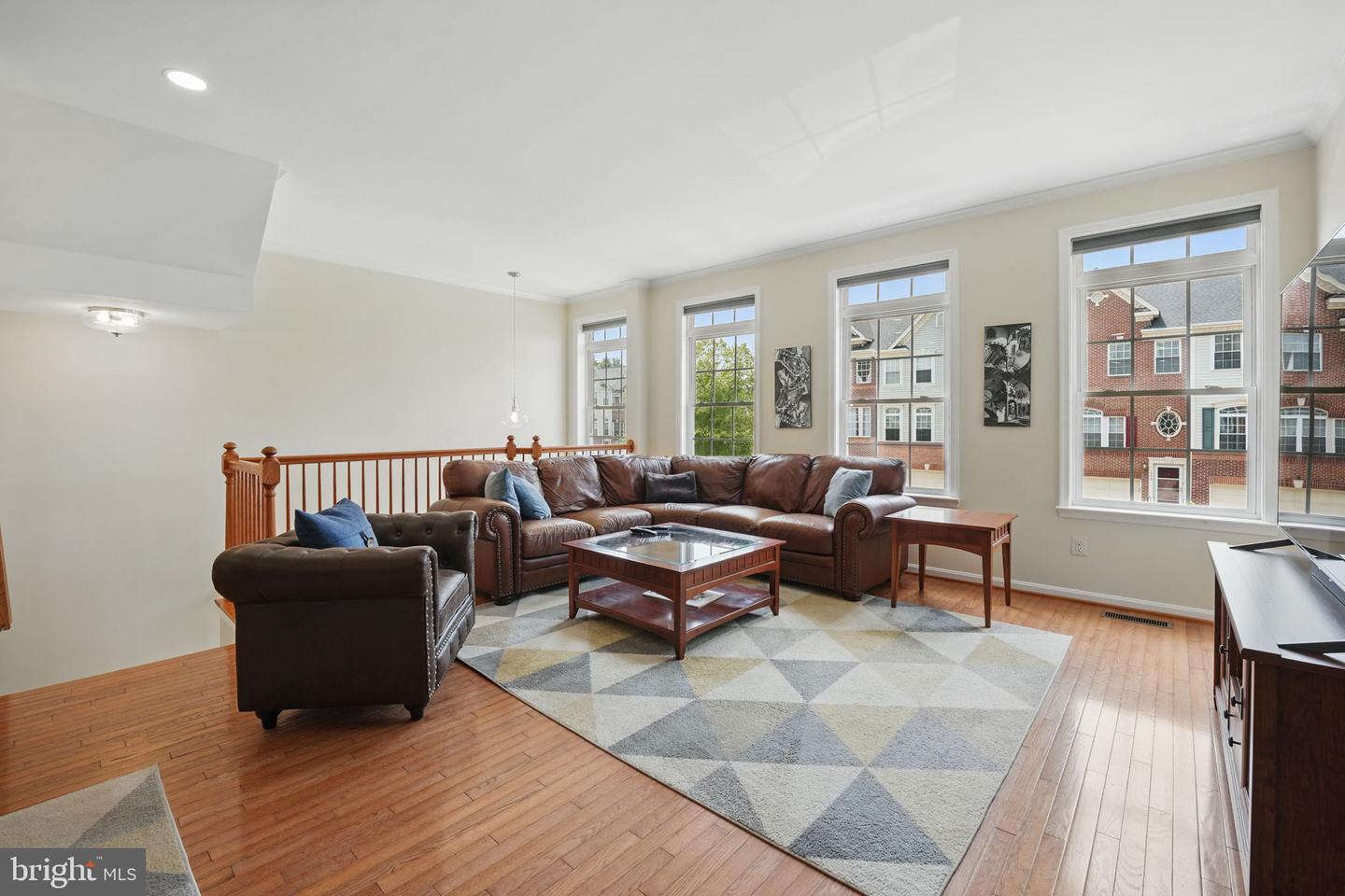1230 CAMBRIA TER NE, LEESBURG, Virginia 20176, 3 Bedrooms Bedrooms, ,2 BathroomsBathrooms,Residential,For sale,1230 CAMBRIA TER NE,VALO2098296 MLS # VALO2098296