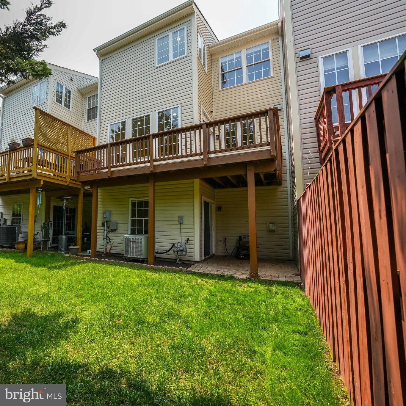 1230 CAMBRIA TER NE, LEESBURG, Virginia 20176, 3 Bedrooms Bedrooms, ,2 BathroomsBathrooms,Residential,For sale,1230 CAMBRIA TER NE,VALO2098296 MLS # VALO2098296
