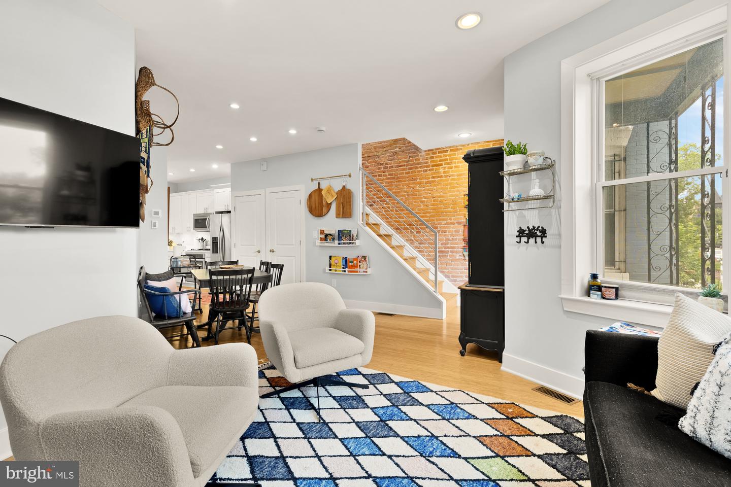 1353 MARYLAND AVE NE, WASHINGTON, District Of Columbia 20002, 3 Bedrooms Bedrooms, ,2 BathroomsBathrooms,Residential,For sale,1353 MARYLAND AVE NE,DCDC2203240 MLS # DCDC2203240