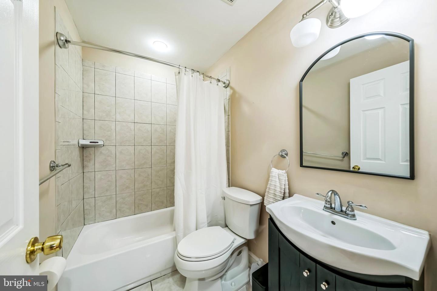 3826 CARPENTER ST SE, WASHINGTON, District Of Columbia 20020, 3 Bedrooms Bedrooms, ,3 BathroomsBathrooms,Residential,For sale,3826 CARPENTER ST SE,DCDC2203242 MLS # DCDC2203242