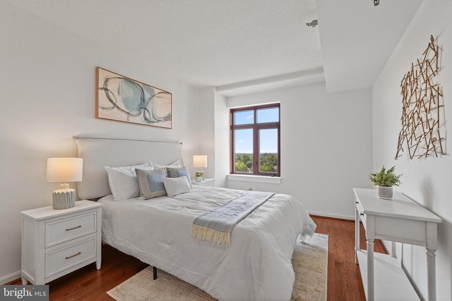 2400 CLARENDON BLVD #1015, ARLINGTON, Virginia 22201, 2 Bedrooms Bedrooms, ,1 BathroomBathrooms,Residential,For sale,2400 CLARENDON BLVD #1015,VAAR2058404 MLS # VAAR2058404