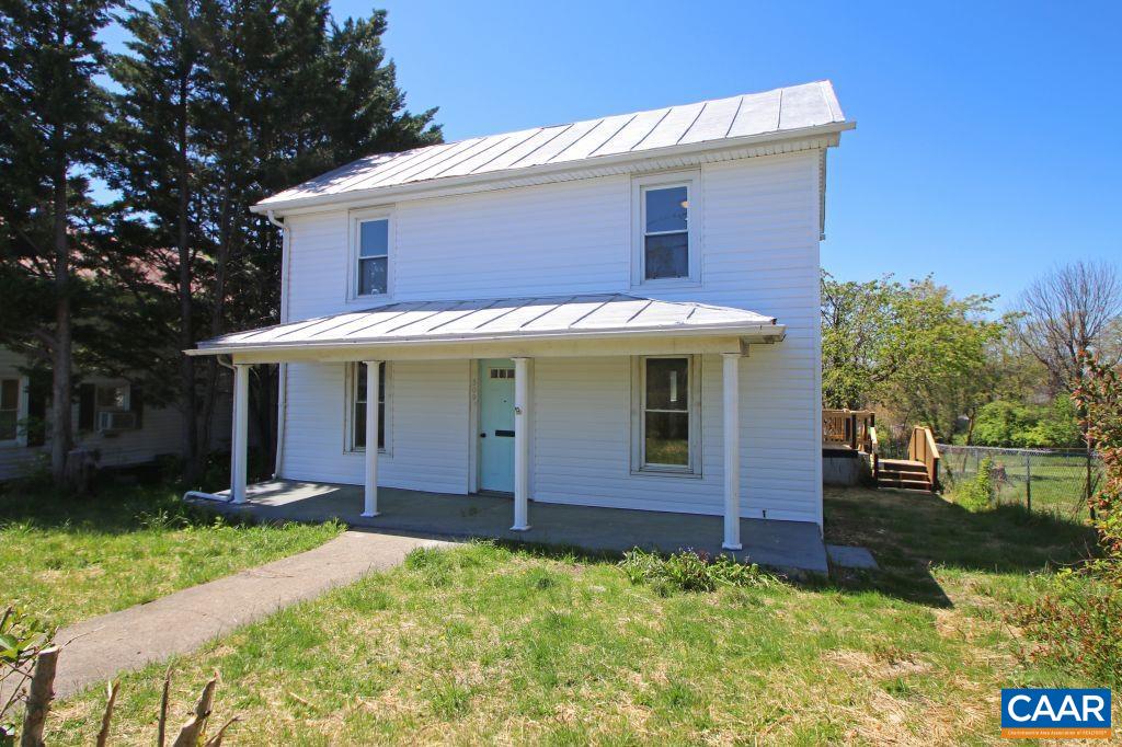 309 PORT REPUBLIC RD, WAYNESBORO, Virginia 22980, 4 Bedrooms Bedrooms, ,2 BathroomsBathrooms,Residential,309 PORT REPUBLIC RD,665502 MLS # 665502