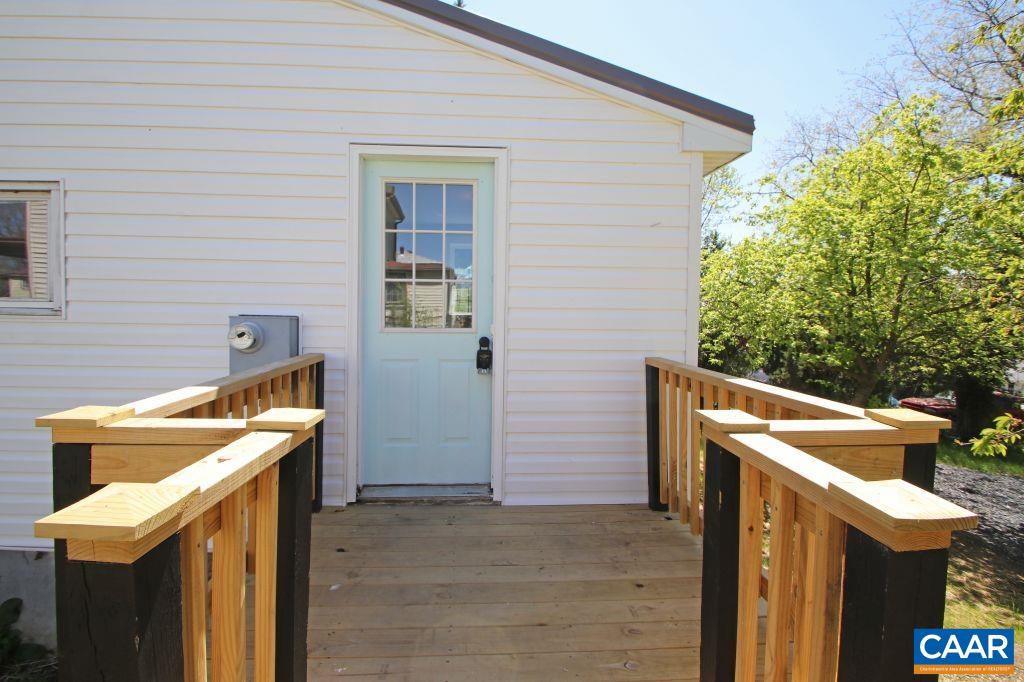 309 PORT REPUBLIC RD, WAYNESBORO, Virginia 22980, 4 Bedrooms Bedrooms, ,2 BathroomsBathrooms,Residential,309 PORT REPUBLIC RD,665502 MLS # 665502