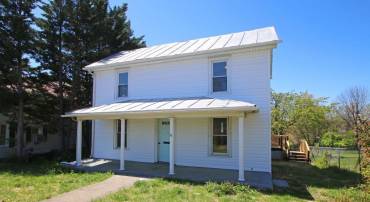309 PORT REPUBLIC RD, WAYNESBORO, Virginia 22980, 4 Bedrooms Bedrooms, ,2 BathroomsBathrooms,Residential,309 PORT REPUBLIC RD,665502 MLS # 665502