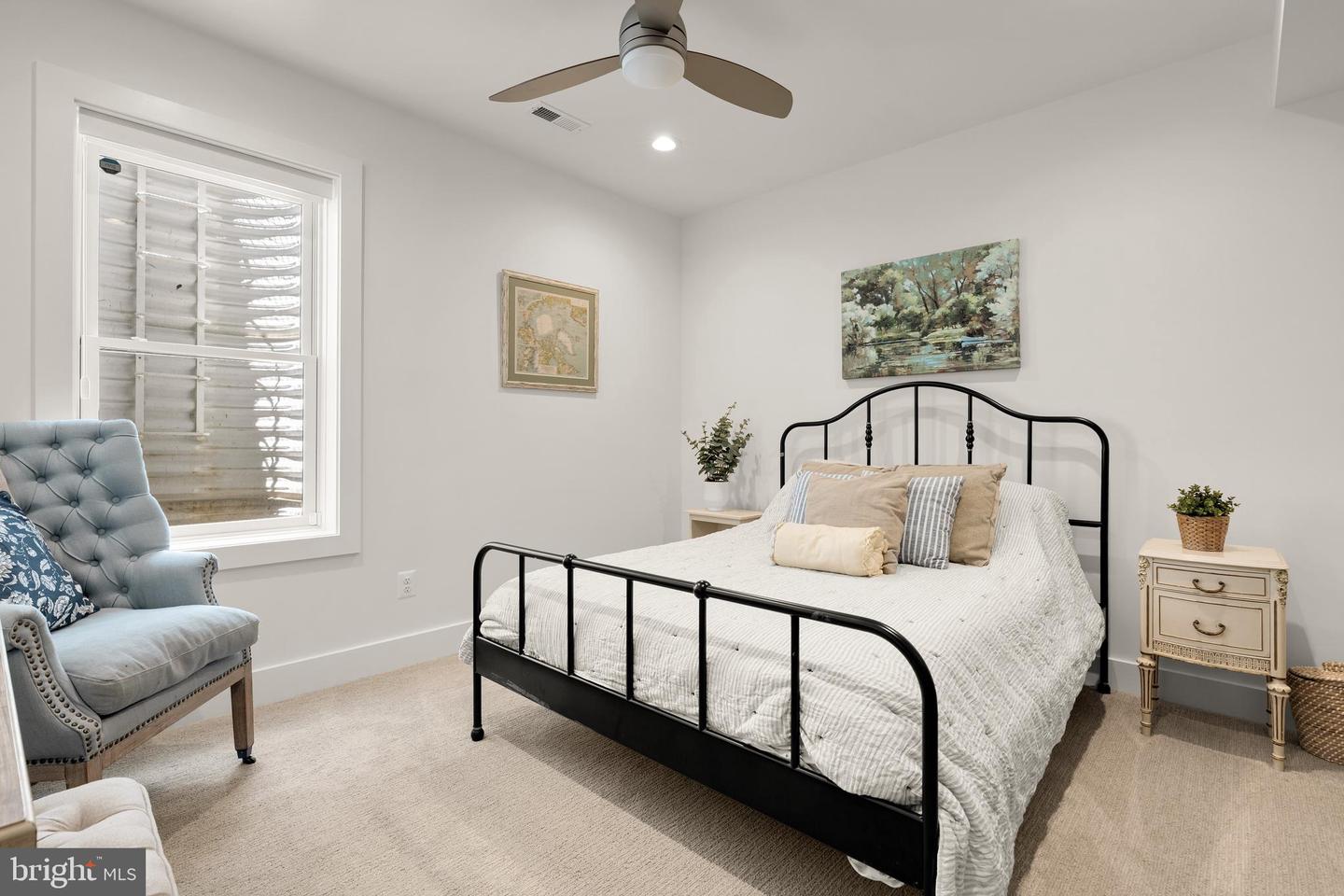 5421 4TH ST S, ARLINGTON, Virginia 22204, 4 Bedrooms Bedrooms, ,4 BathroomsBathrooms,Residential,For sale,5421 4TH ST S,VAAR2058464 MLS # VAAR2058464