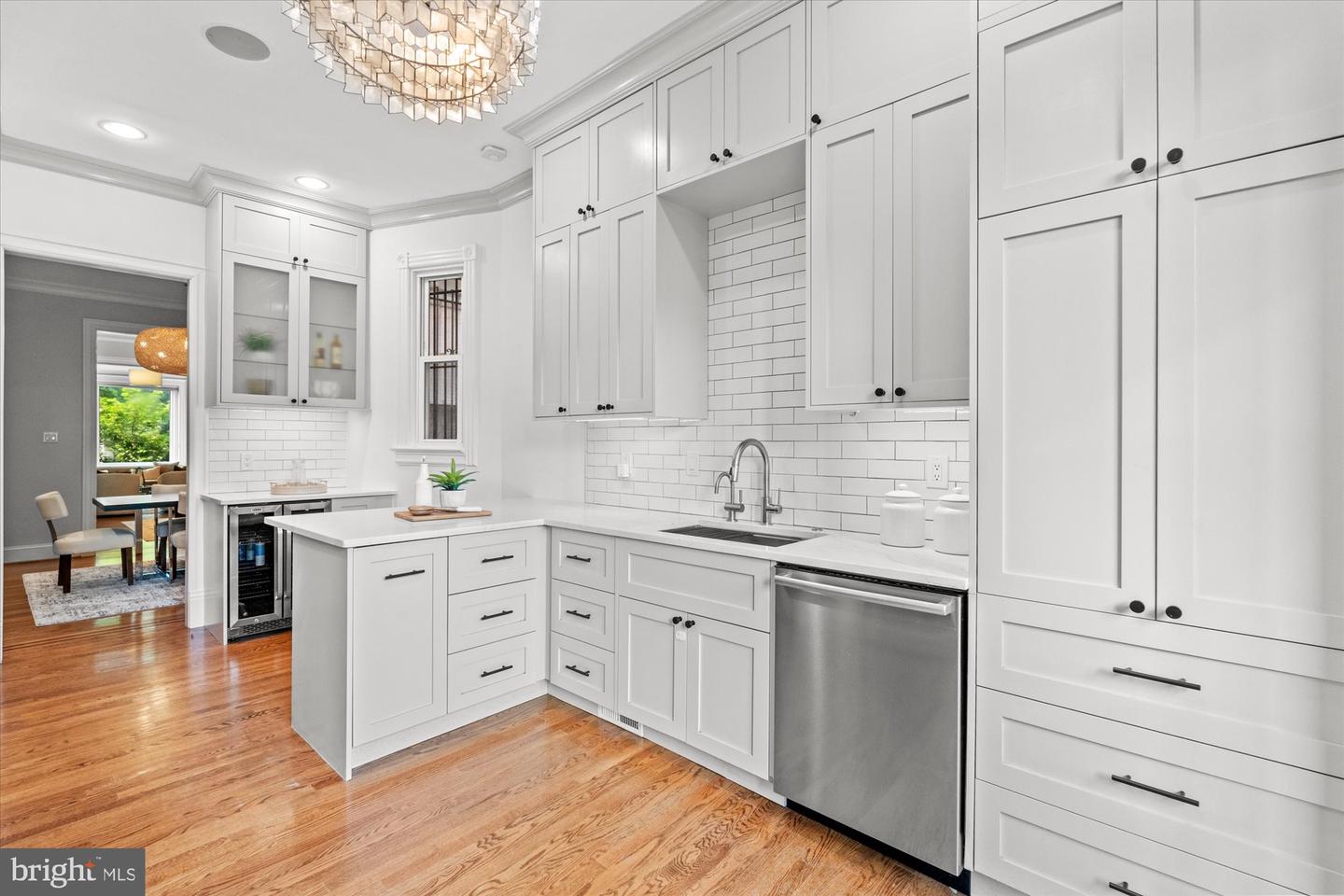 121 V ST NW, WASHINGTON, District Of Columbia 20001, 5 Bedrooms Bedrooms, ,3 BathroomsBathrooms,Residential,For sale,121 V ST NW,DCDC2203312 MLS # DCDC2203312