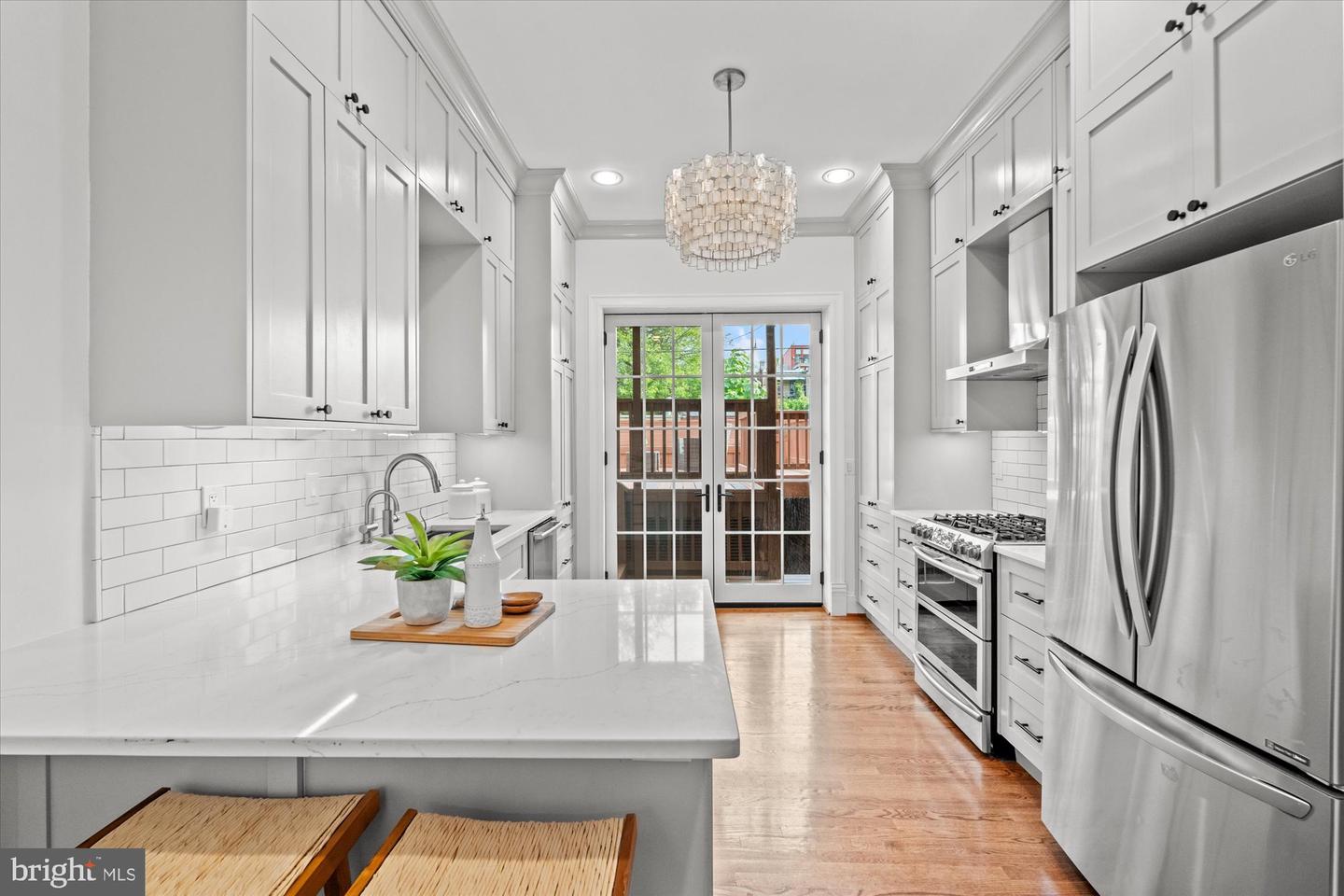 121 V ST NW, WASHINGTON, District Of Columbia 20001, 5 Bedrooms Bedrooms, ,3 BathroomsBathrooms,Residential,For sale,121 V ST NW,DCDC2203312 MLS # DCDC2203312