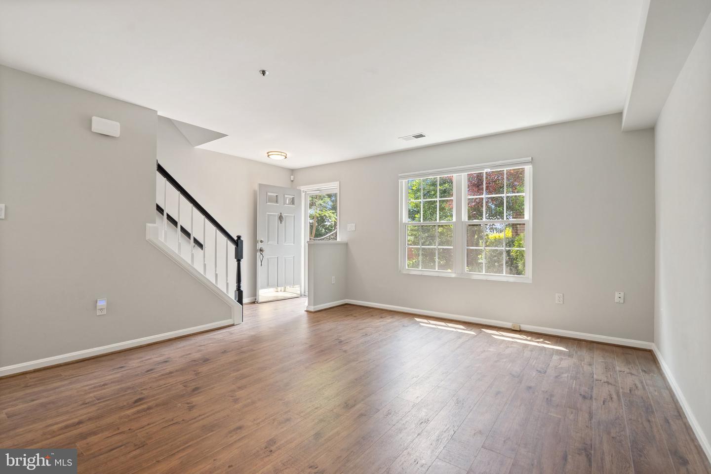3070 S GLEBE RD S #3070, ARLINGTON, Virginia 22206, 3 Bedrooms Bedrooms, ,3 BathroomsBathrooms,Residential,For sale,3070 S GLEBE RD S #3070,VAAR2058476 MLS # VAAR2058476
