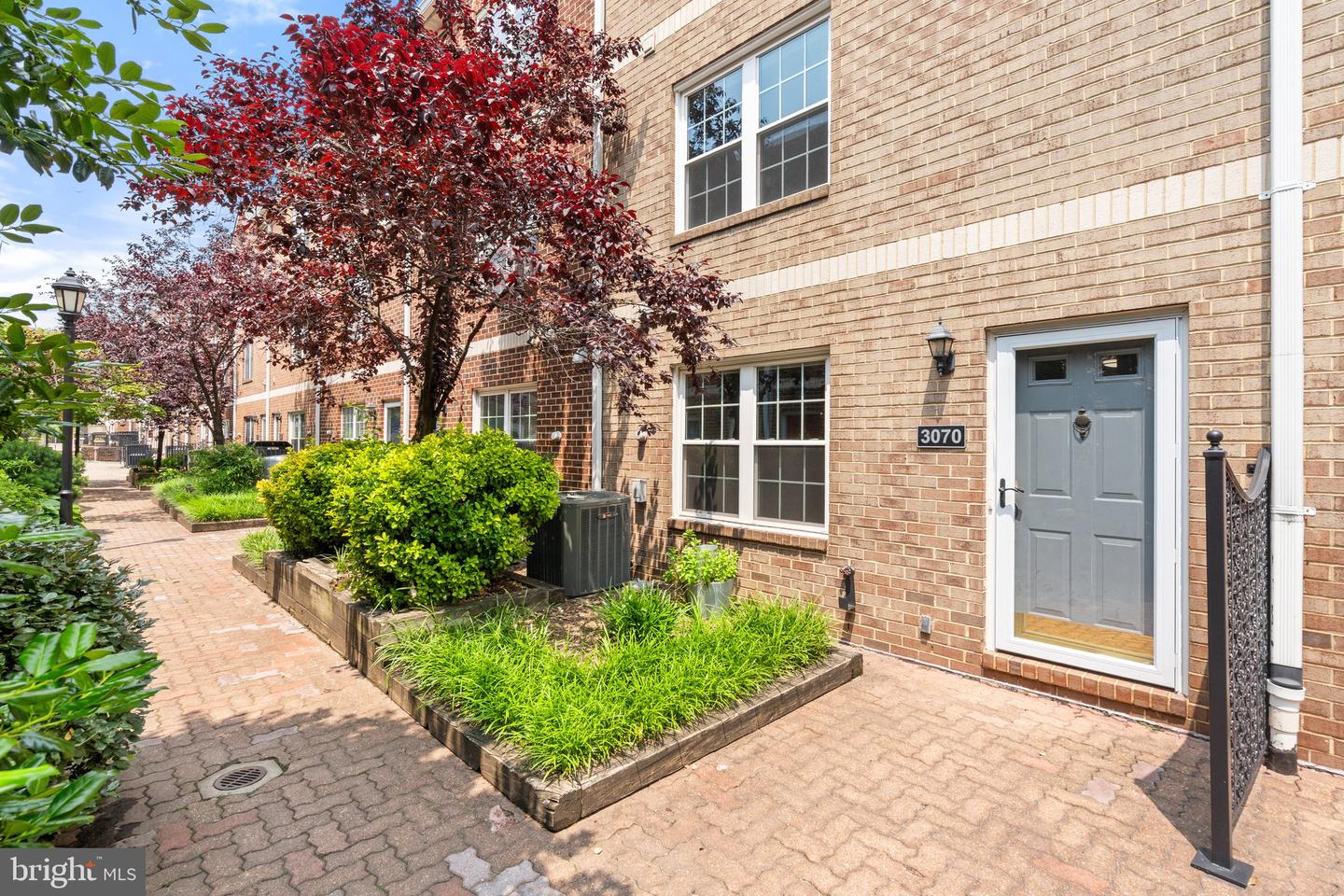 3070 S GLEBE RD S #3070, ARLINGTON, Virginia 22206, 3 Bedrooms Bedrooms, ,3 BathroomsBathrooms,Residential,For sale,3070 S GLEBE RD S #3070,VAAR2058476 MLS # VAAR2058476
