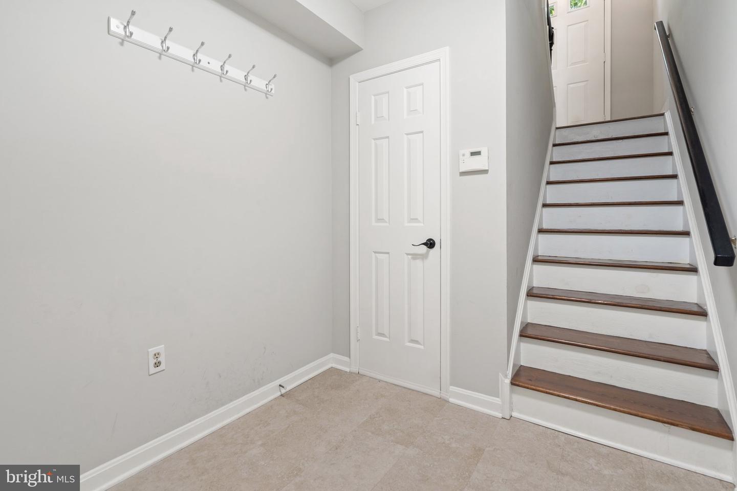 3070 S GLEBE RD S #3070, ARLINGTON, Virginia 22206, 3 Bedrooms Bedrooms, ,3 BathroomsBathrooms,Residential,For sale,3070 S GLEBE RD S #3070,VAAR2058476 MLS # VAAR2058476