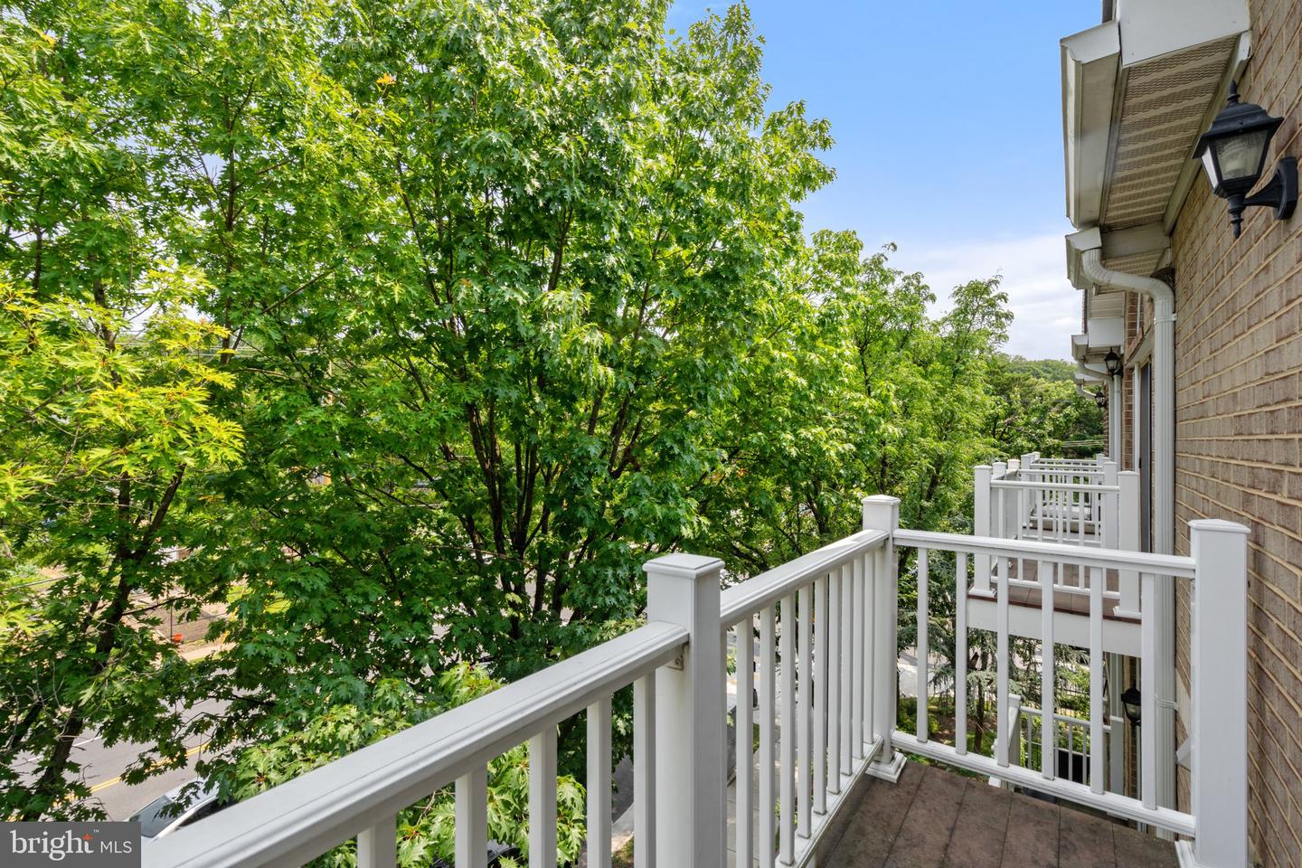 3070 S GLEBE RD S #3070, ARLINGTON, Virginia 22206, 3 Bedrooms Bedrooms, ,3 BathroomsBathrooms,Residential,For sale,3070 S GLEBE RD S #3070,VAAR2058476 MLS # VAAR2058476
