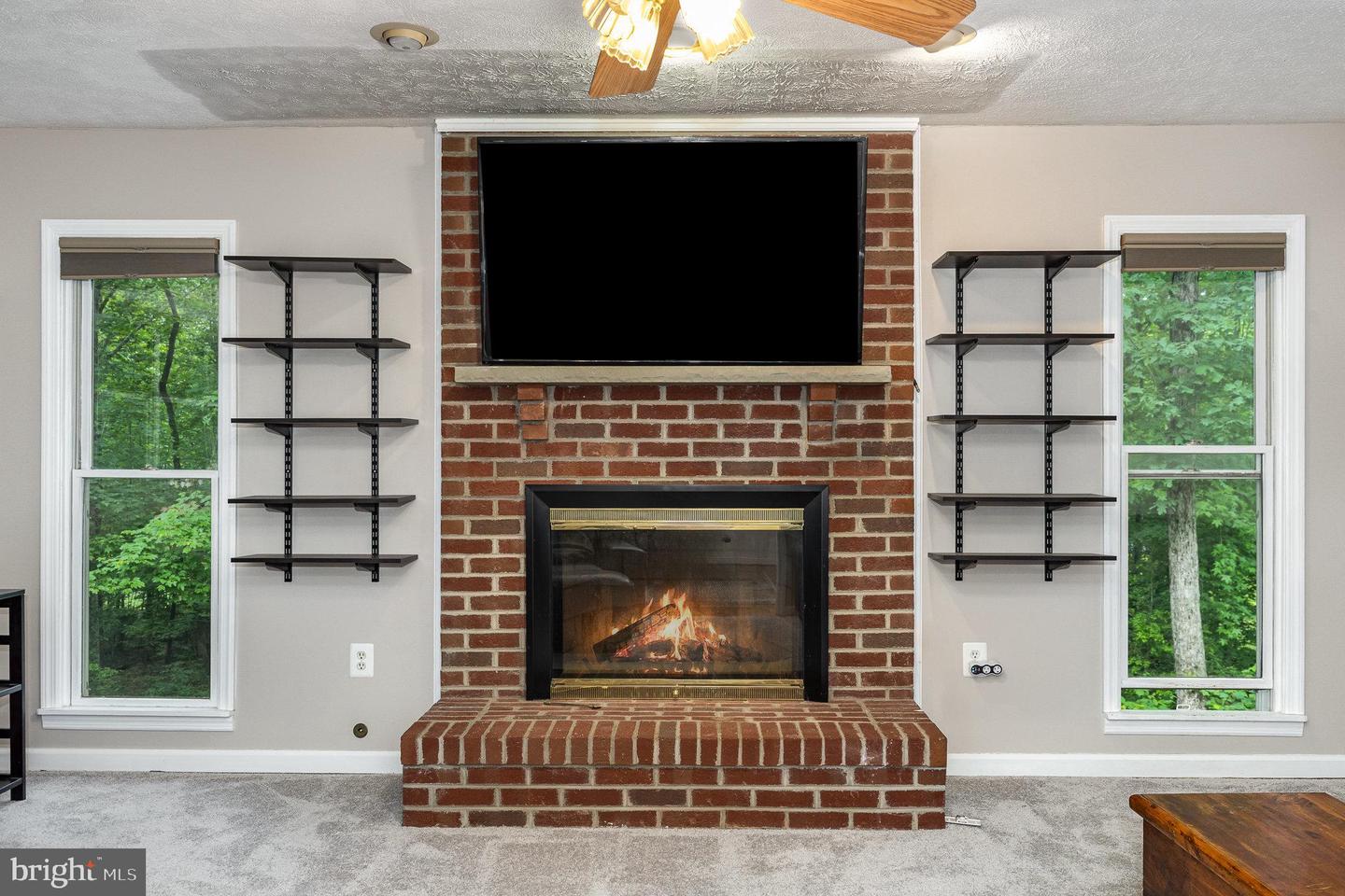 85 CASCADE LN, FREDERICKSBURG, Virginia 22406, 5 Bedrooms Bedrooms, ,3 BathroomsBathrooms,Residential,For sale,85 CASCADE LN,VAST2039352 MLS # VAST2039352