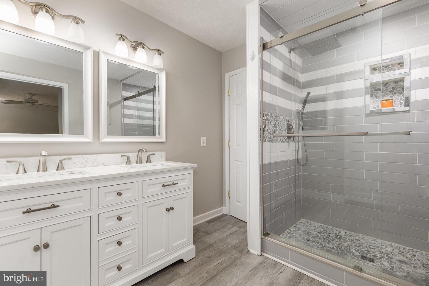 85 CASCADE LN, FREDERICKSBURG, Virginia 22406, 5 Bedrooms Bedrooms, ,3 BathroomsBathrooms,Residential,For sale,85 CASCADE LN,VAST2039352 MLS # VAST2039352