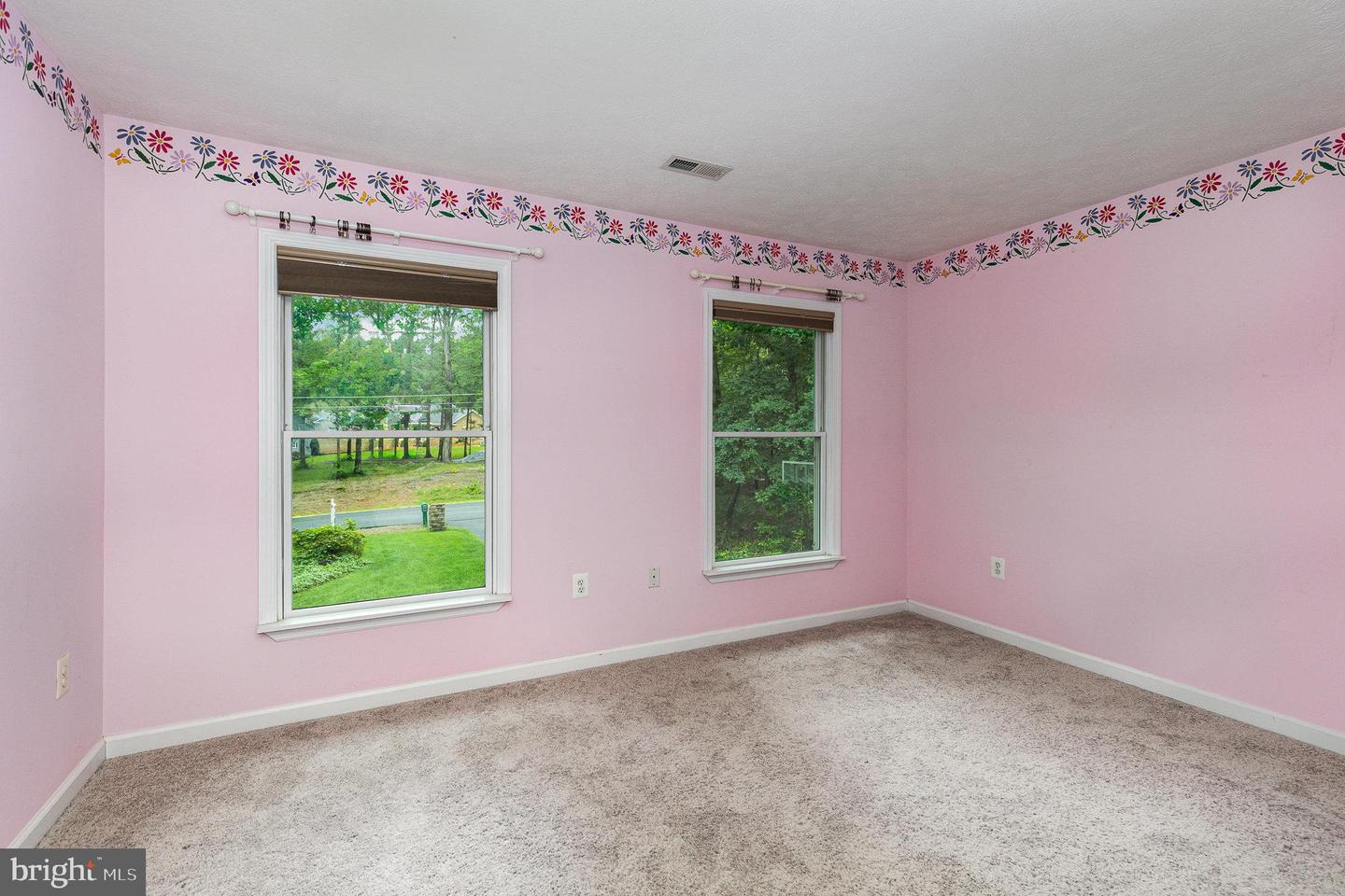 85 CASCADE LN, FREDERICKSBURG, Virginia 22406, 5 Bedrooms Bedrooms, ,3 BathroomsBathrooms,Residential,For sale,85 CASCADE LN,VAST2039352 MLS # VAST2039352