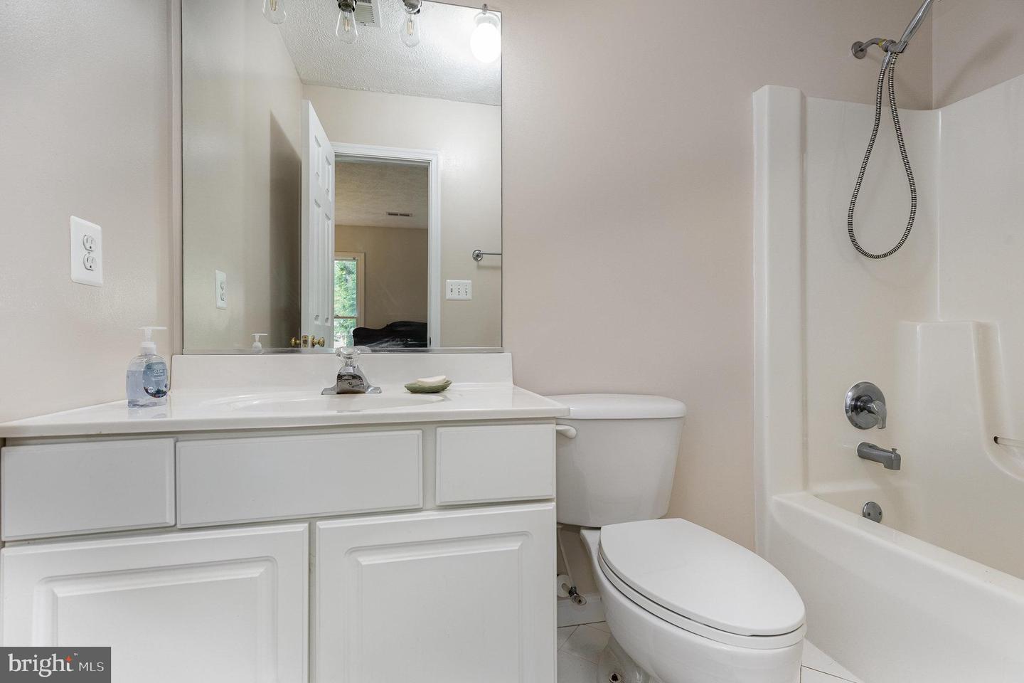 85 CASCADE LN, FREDERICKSBURG, Virginia 22406, 5 Bedrooms Bedrooms, ,3 BathroomsBathrooms,Residential,For sale,85 CASCADE LN,VAST2039352 MLS # VAST2039352