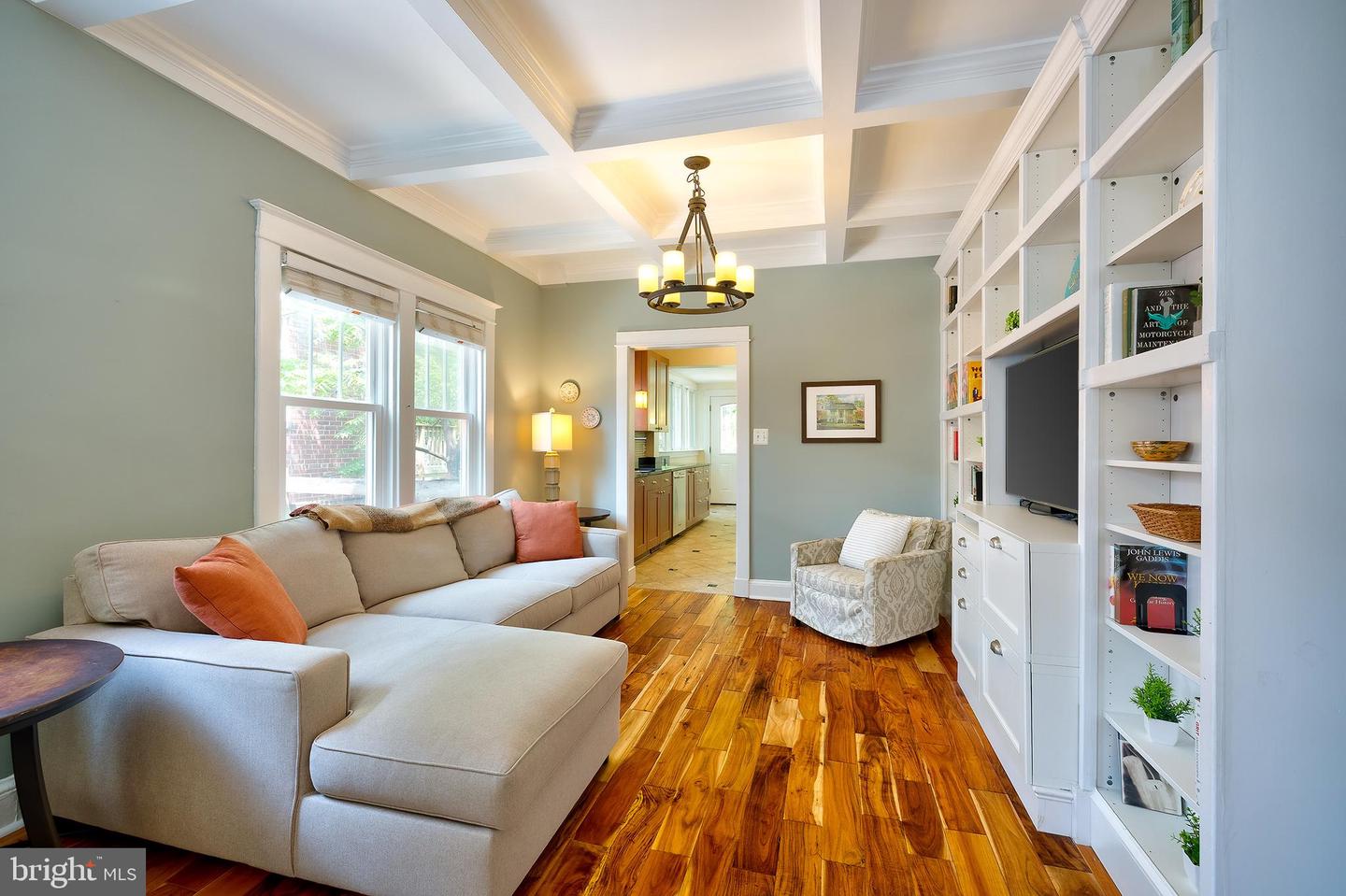 701 LITTLE ST, ALEXANDRIA, Virginia 22301, 5 Bedrooms Bedrooms, ,3 BathroomsBathrooms,Residential,For sale,701 LITTLE ST,VAAX2045912 MLS # VAAX2045912