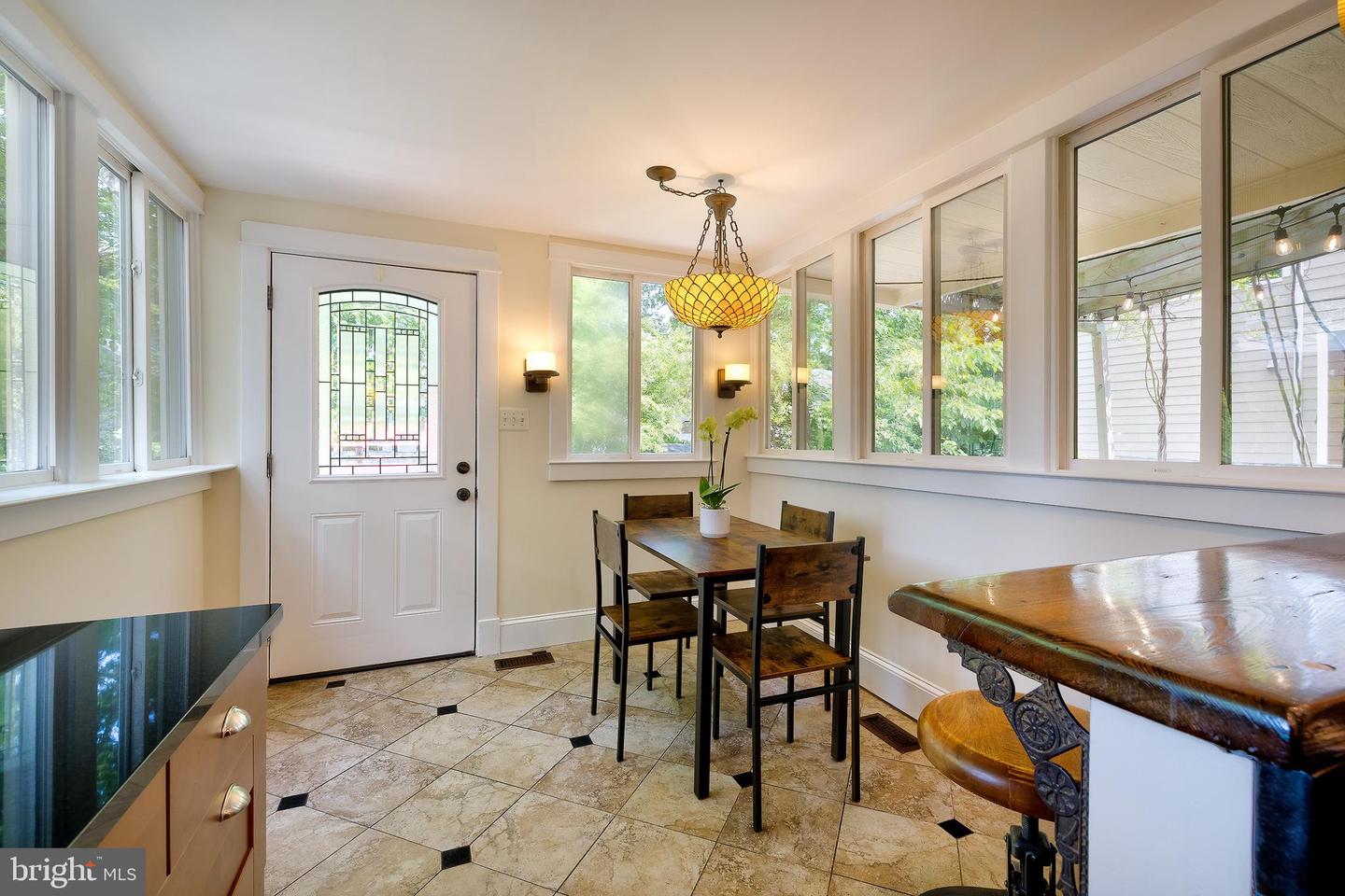 701 LITTLE ST, ALEXANDRIA, Virginia 22301, 5 Bedrooms Bedrooms, ,3 BathroomsBathrooms,Residential,For sale,701 LITTLE ST,VAAX2045912 MLS # VAAX2045912