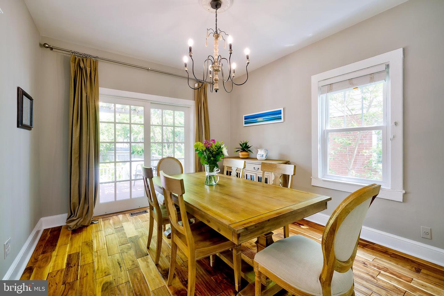 701 LITTLE ST, ALEXANDRIA, Virginia 22301, 5 Bedrooms Bedrooms, ,3 BathroomsBathrooms,Residential,For sale,701 LITTLE ST,VAAX2045912 MLS # VAAX2045912
