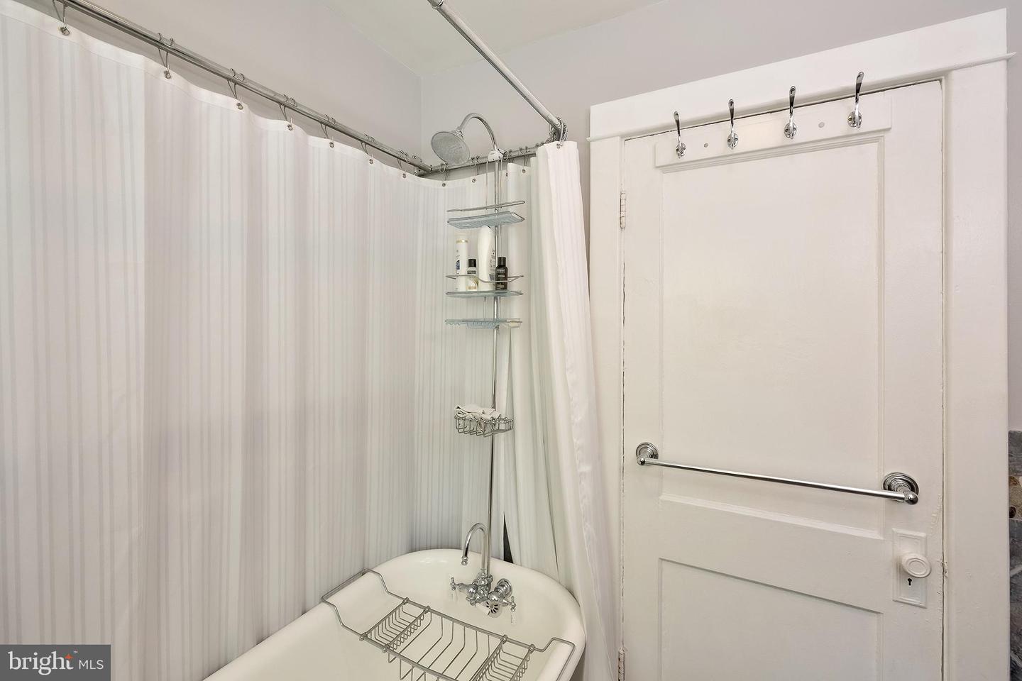 701 LITTLE ST, ALEXANDRIA, Virginia 22301, 5 Bedrooms Bedrooms, ,3 BathroomsBathrooms,Residential,For sale,701 LITTLE ST,VAAX2045912 MLS # VAAX2045912