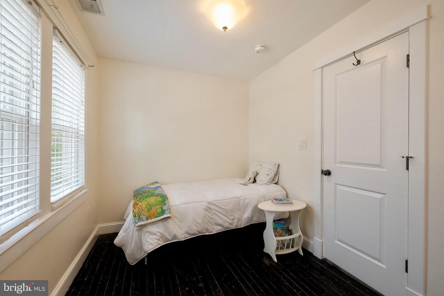 701 LITTLE ST, ALEXANDRIA, Virginia 22301, 5 Bedrooms Bedrooms, ,3 BathroomsBathrooms,Residential,For sale,701 LITTLE ST,VAAX2045912 MLS # VAAX2045912