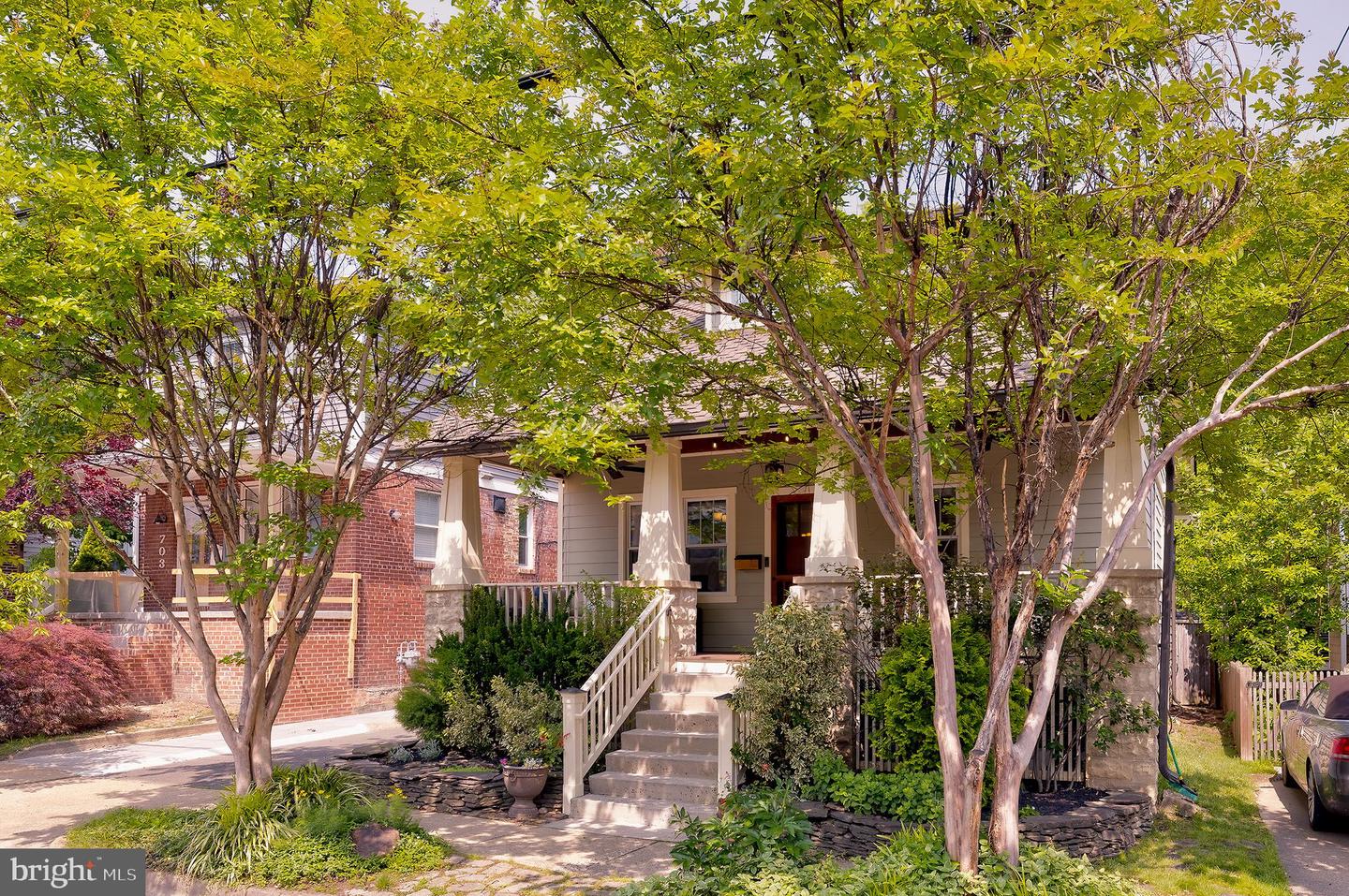 701 LITTLE ST, ALEXANDRIA, Virginia 22301, 5 Bedrooms Bedrooms, ,3 BathroomsBathrooms,Residential,For sale,701 LITTLE ST,VAAX2045912 MLS # VAAX2045912