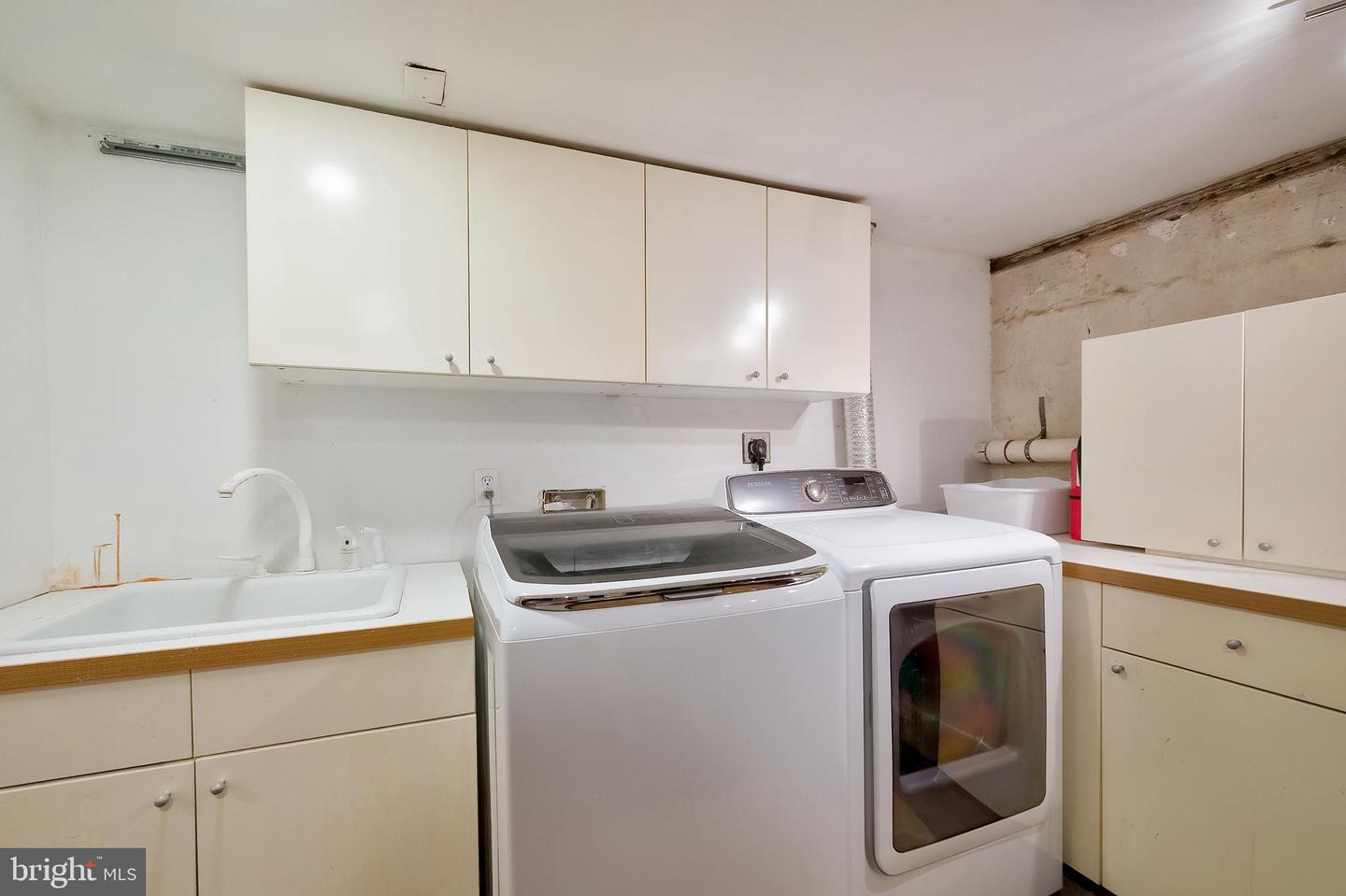 701 LITTLE ST, ALEXANDRIA, Virginia 22301, 5 Bedrooms Bedrooms, ,3 BathroomsBathrooms,Residential,For sale,701 LITTLE ST,VAAX2045912 MLS # VAAX2045912