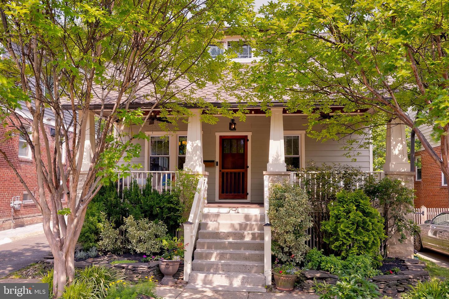 701 LITTLE ST, ALEXANDRIA, Virginia 22301, 5 Bedrooms Bedrooms, ,3 BathroomsBathrooms,Residential,For sale,701 LITTLE ST,VAAX2045912 MLS # VAAX2045912