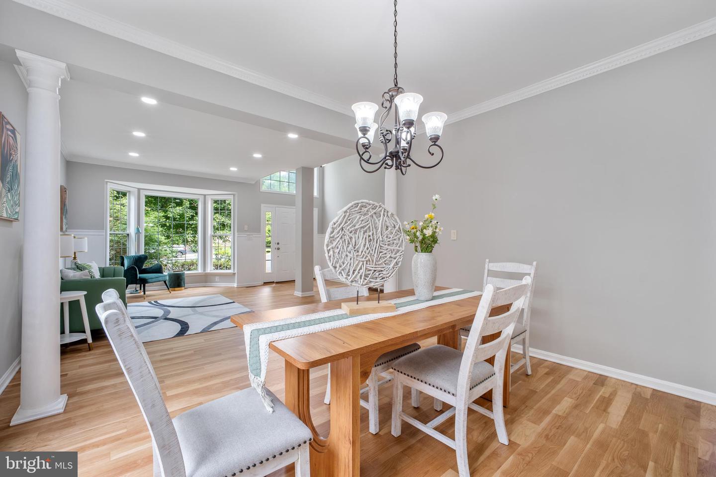 47561 HIDDEN COVE CT, STERLING, Virginia 20165, 5 Bedrooms Bedrooms, ,3 BathroomsBathrooms,Residential,For sale,47561 HIDDEN COVE CT,VALO2098400 MLS # VALO2098400