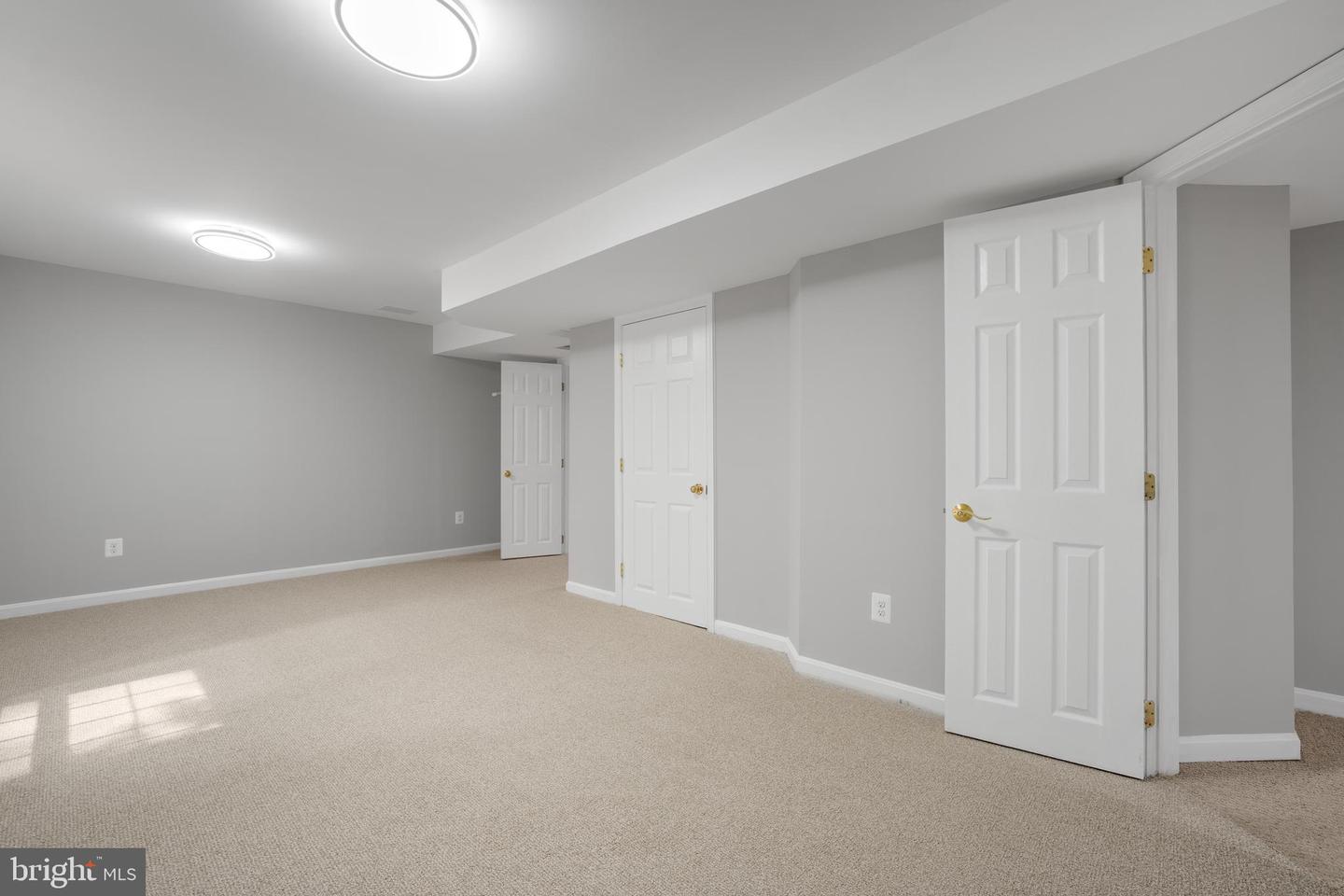 47561 HIDDEN COVE CT, STERLING, Virginia 20165, 5 Bedrooms Bedrooms, ,3 BathroomsBathrooms,Residential,For sale,47561 HIDDEN COVE CT,VALO2098400 MLS # VALO2098400