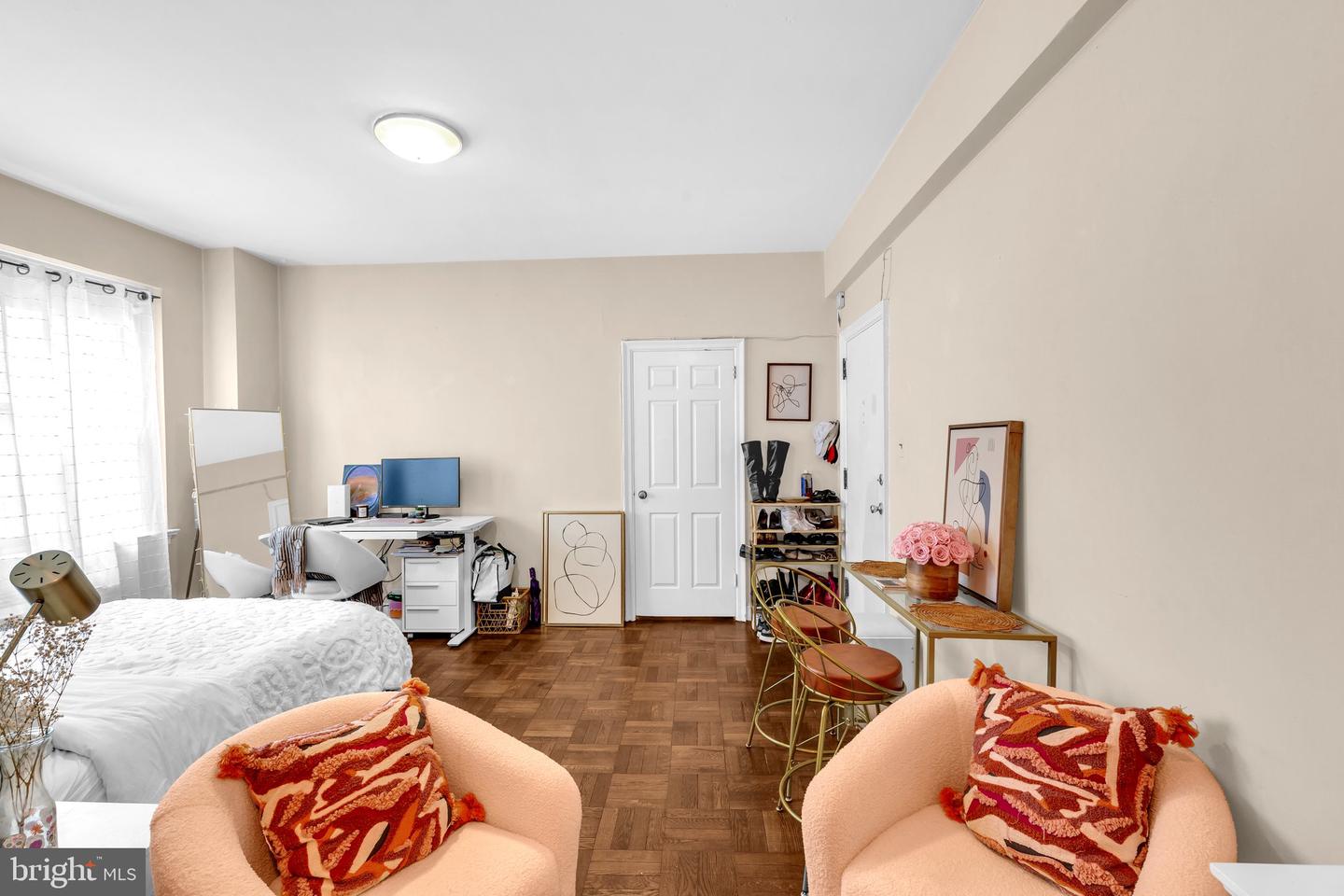 1725 NEW HAMPSHIRE AVE NW #303, WASHINGTON, District Of Columbia 20009, ,1 BathroomBathrooms,Residential,For sale,1725 NEW HAMPSHIRE AVE NW #303,DCDC2203384 MLS # DCDC2203384