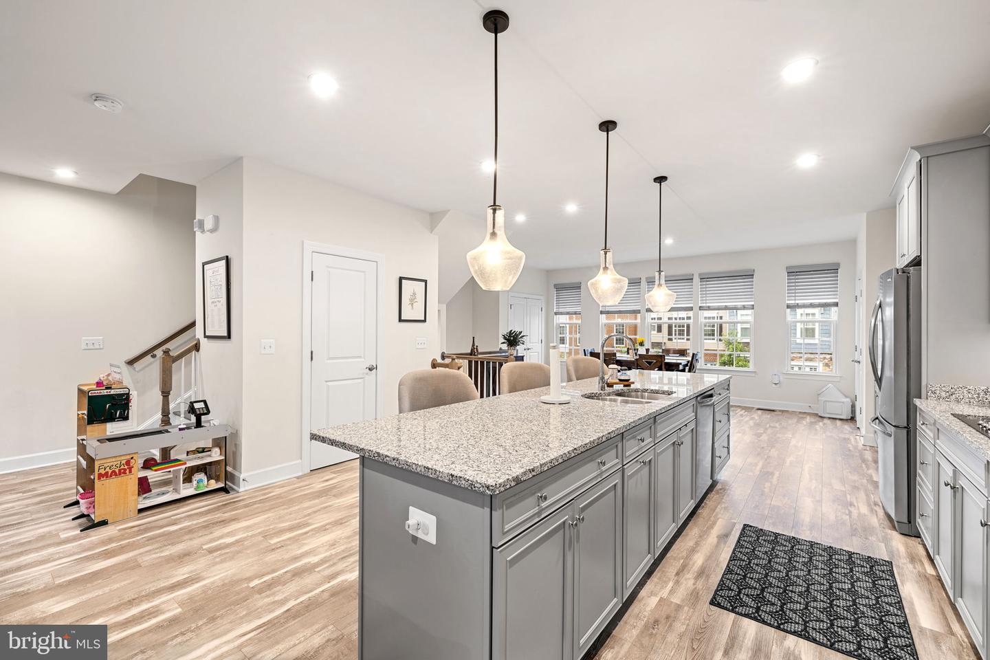 8775 ELSING GREEN DR, MANASSAS, Virginia 20112, 4 Bedrooms Bedrooms, ,3 BathroomsBathrooms,Residential,For sale,8775 ELSING GREEN DR,VAPW2095956 MLS # VAPW2095956