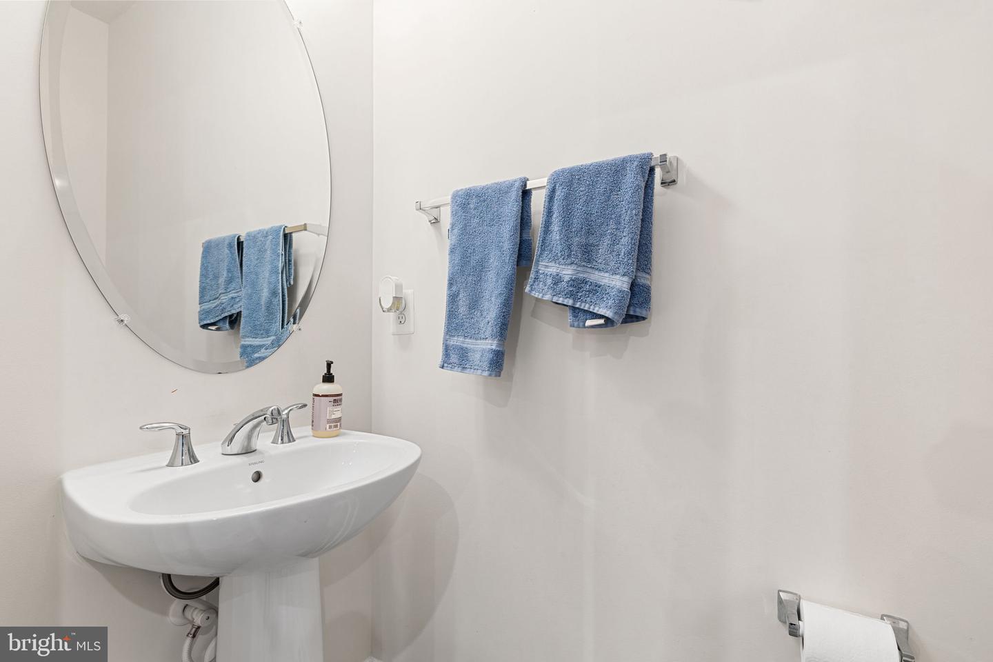 8775 ELSING GREEN DR, MANASSAS, Virginia 20112, 4 Bedrooms Bedrooms, ,3 BathroomsBathrooms,Residential,For sale,8775 ELSING GREEN DR,VAPW2095956 MLS # VAPW2095956