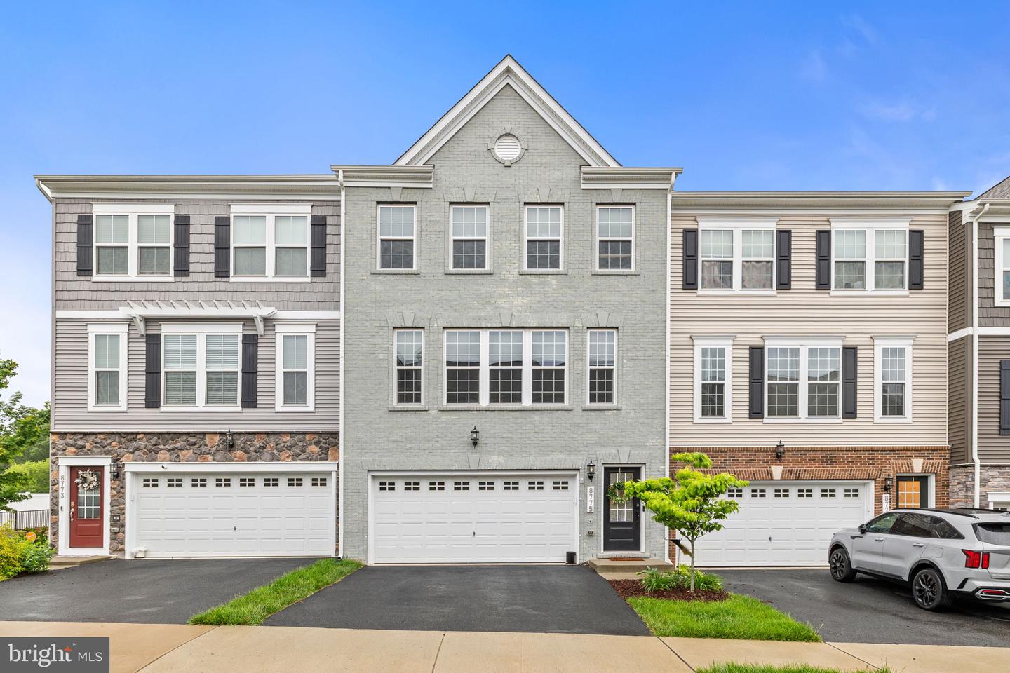8775 ELSING GREEN DR, MANASSAS, Virginia 20112, 4 Bedrooms Bedrooms, ,3 BathroomsBathrooms,Residential,For sale,8775 ELSING GREEN DR,VAPW2095956 MLS # VAPW2095956