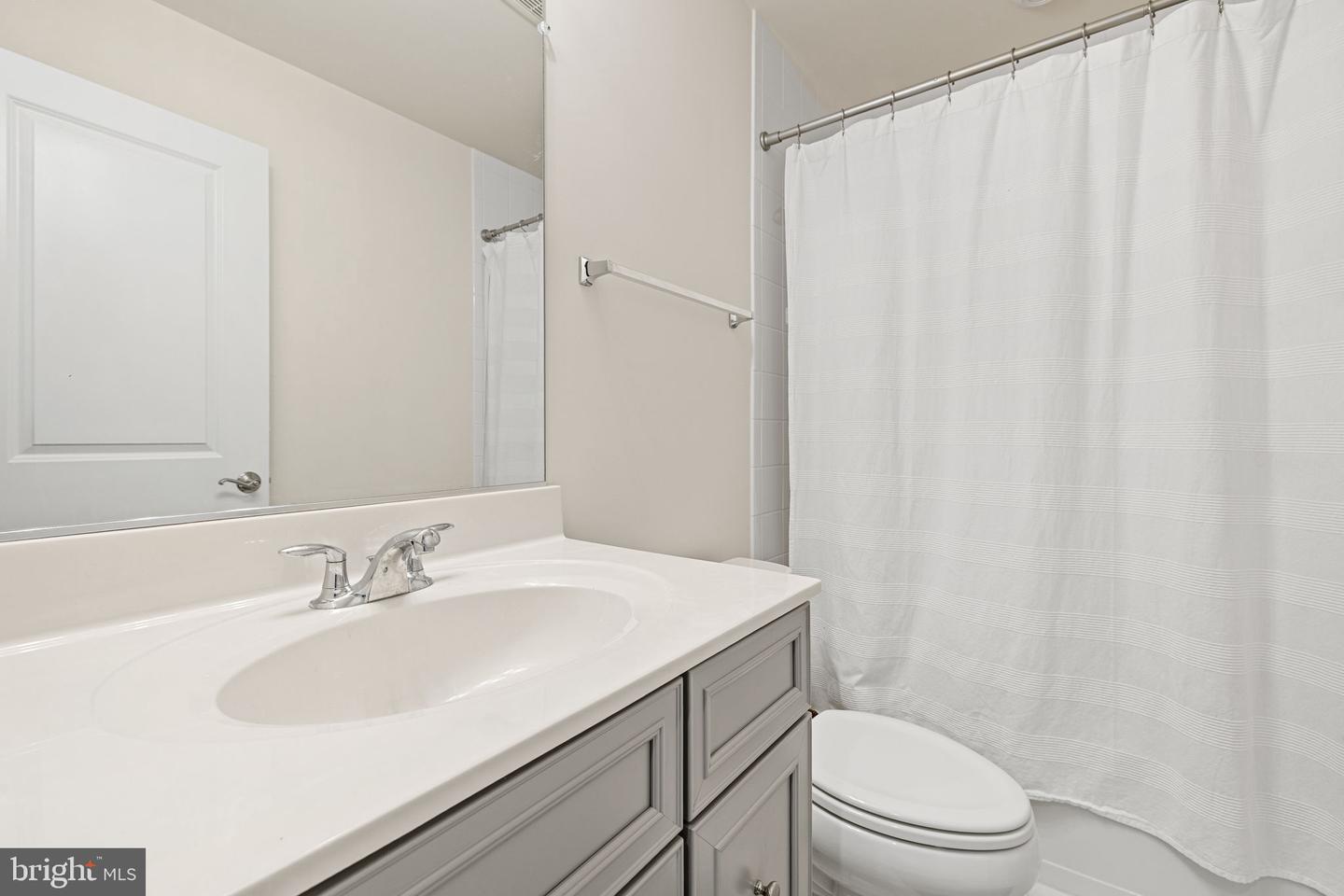 8775 ELSING GREEN DR, MANASSAS, Virginia 20112, 4 Bedrooms Bedrooms, ,3 BathroomsBathrooms,Residential,For sale,8775 ELSING GREEN DR,VAPW2095956 MLS # VAPW2095956