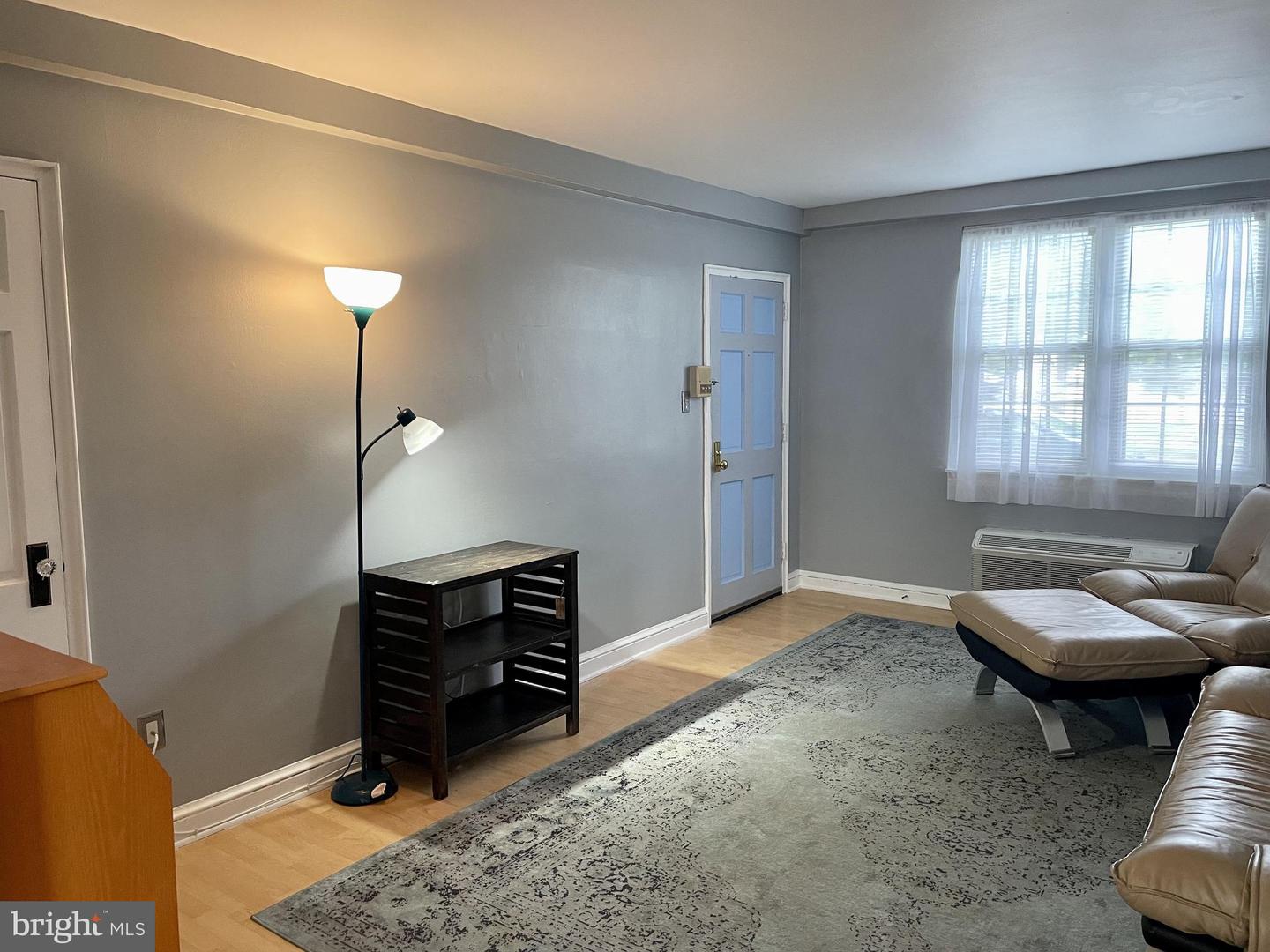 3401 COMMONWEALTH AVE #A, ALEXANDRIA, Virginia 22305, 1 Bedroom Bedrooms, ,1 BathroomBathrooms,Residential,For sale,3401 COMMONWEALTH AVE #A,VAAX2045928 MLS # VAAX2045928