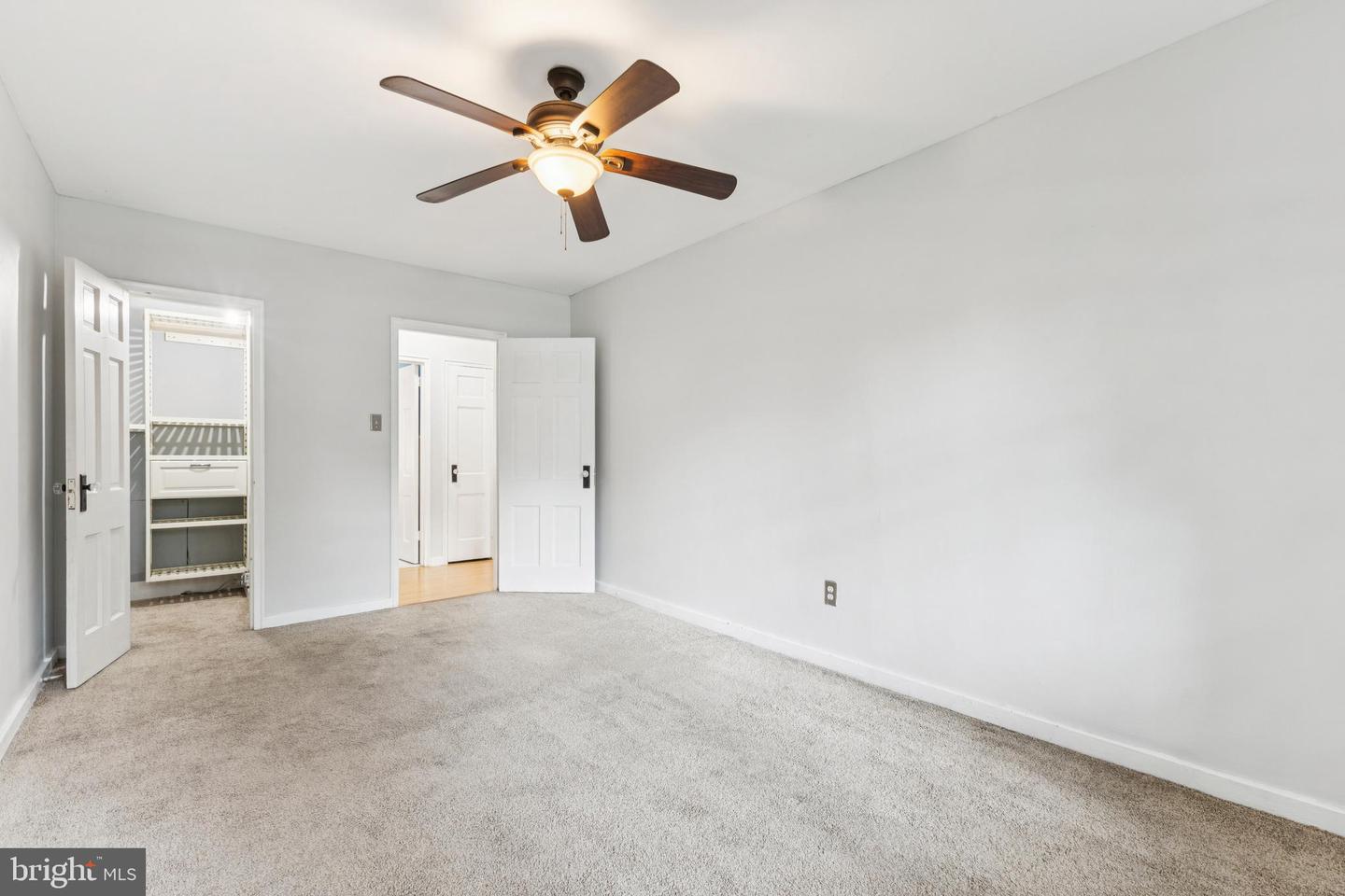 3401 COMMONWEALTH AVE #A, ALEXANDRIA, Virginia 22305, 1 Bedroom Bedrooms, ,1 BathroomBathrooms,Residential,For sale,3401 COMMONWEALTH AVE #A,VAAX2045928 MLS # VAAX2045928