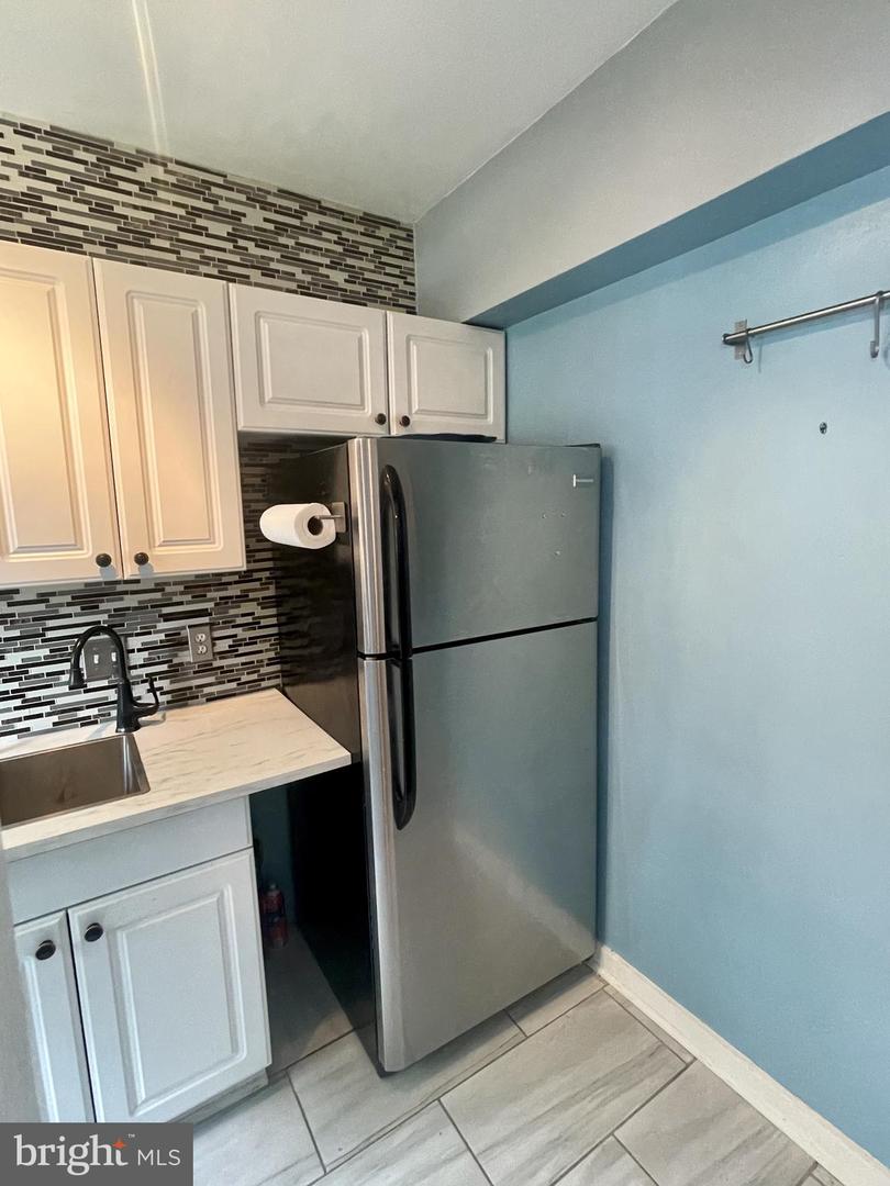 3401 COMMONWEALTH AVE #A, ALEXANDRIA, Virginia 22305, 1 Bedroom Bedrooms, ,1 BathroomBathrooms,Residential,For sale,3401 COMMONWEALTH AVE #A,VAAX2045928 MLS # VAAX2045928