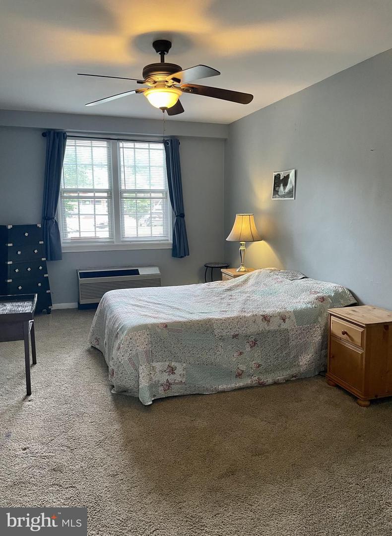 3401 COMMONWEALTH AVE #A, ALEXANDRIA, Virginia 22305, 1 Bedroom Bedrooms, ,1 BathroomBathrooms,Residential,For sale,3401 COMMONWEALTH AVE #A,VAAX2045928 MLS # VAAX2045928
