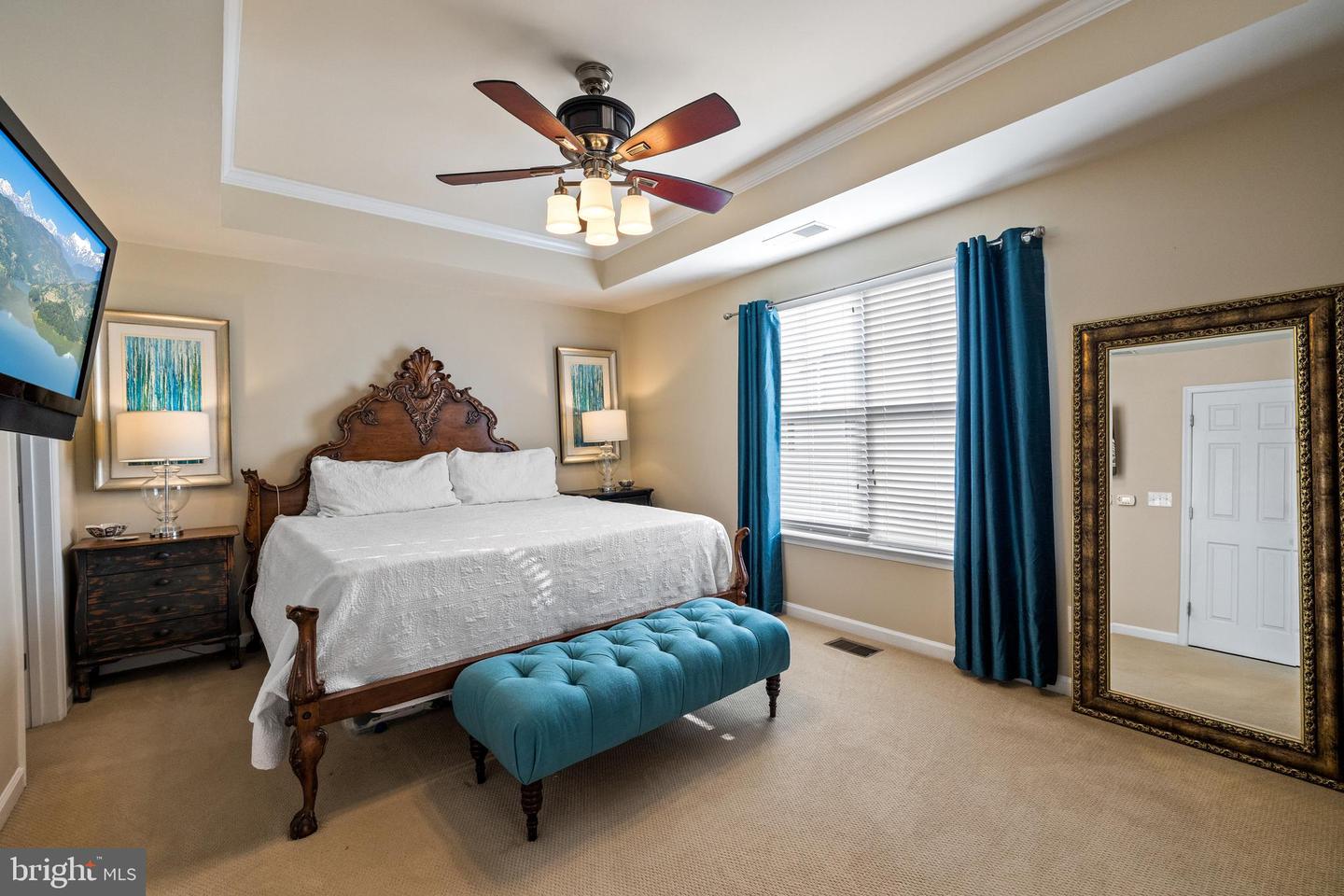 25211 BRIARGATE TER, CHANTILLY, Virginia 20152, 3 Bedrooms Bedrooms, ,3 BathroomsBathrooms,Residential,For sale,25211 BRIARGATE TER,VALO2098404 MLS # VALO2098404