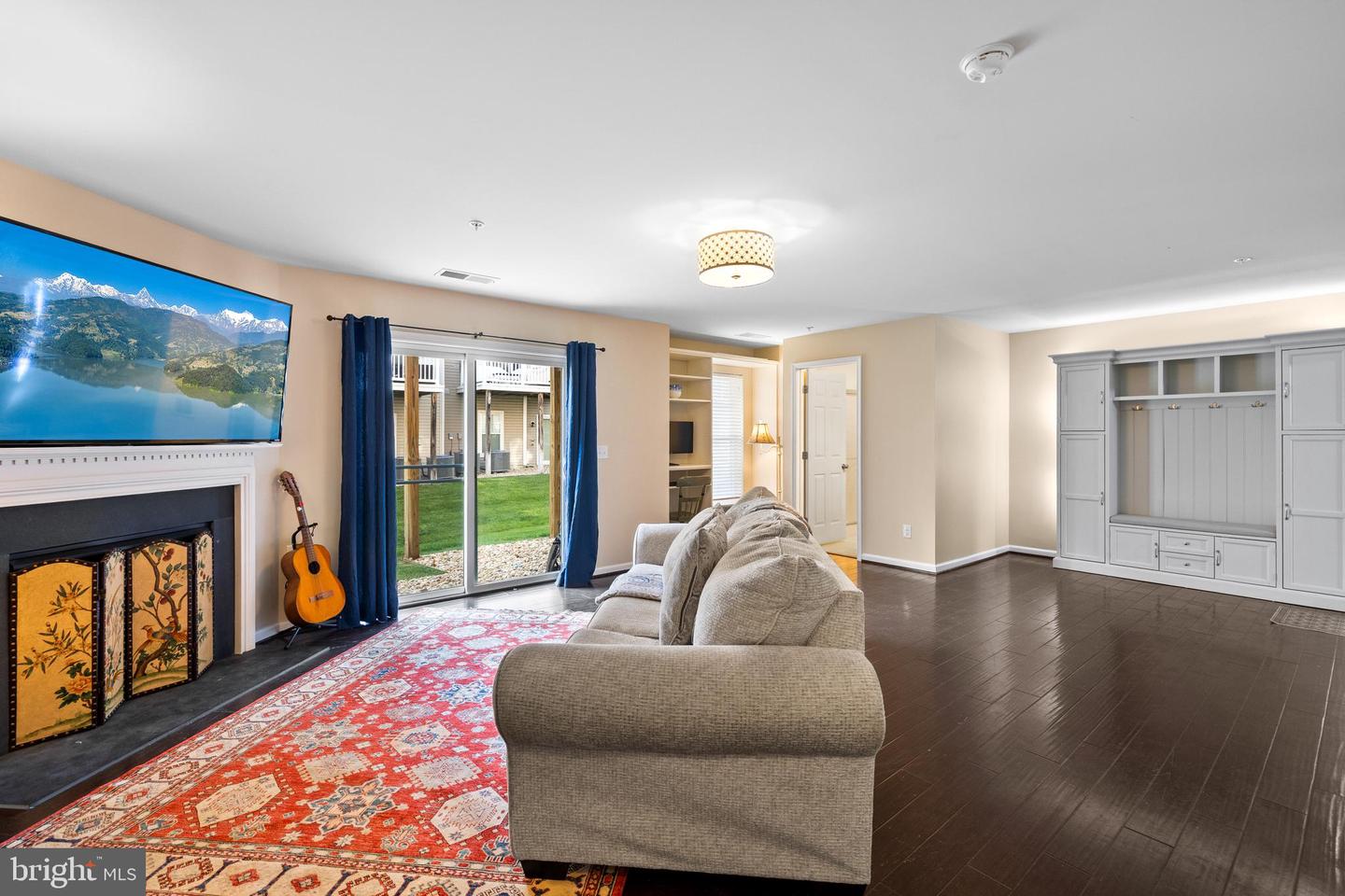 25211 BRIARGATE TER, CHANTILLY, Virginia 20152, 3 Bedrooms Bedrooms, ,3 BathroomsBathrooms,Residential,For sale,25211 BRIARGATE TER,VALO2098404 MLS # VALO2098404