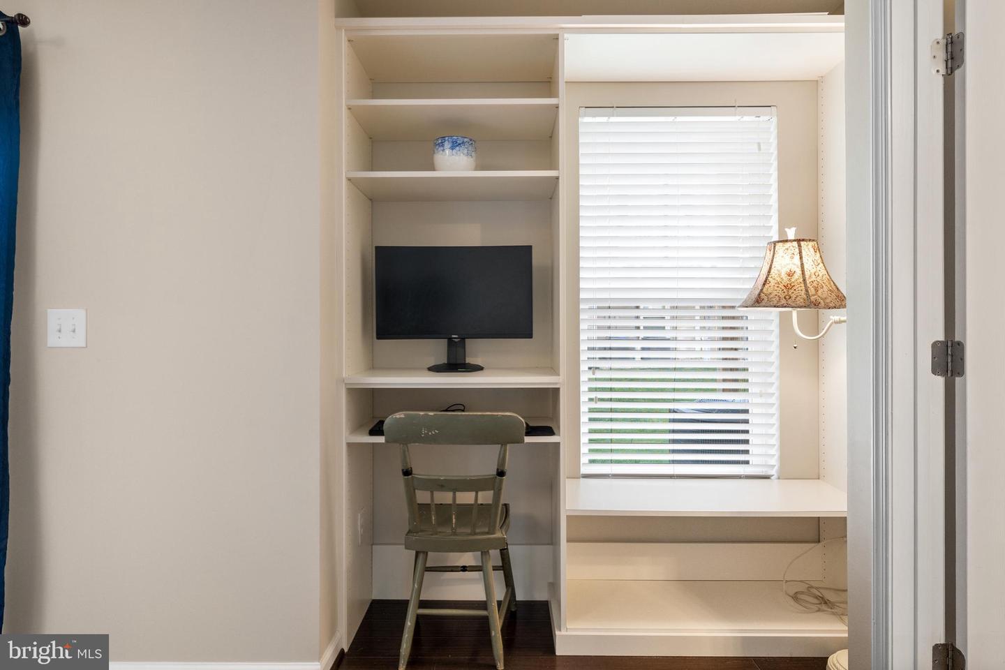 25211 BRIARGATE TER, CHANTILLY, Virginia 20152, 3 Bedrooms Bedrooms, ,3 BathroomsBathrooms,Residential,For sale,25211 BRIARGATE TER,VALO2098404 MLS # VALO2098404