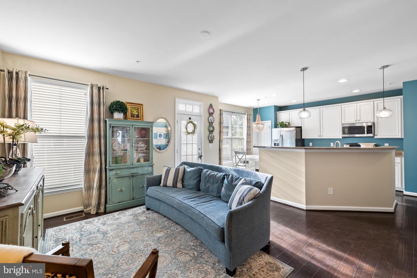 25211 BRIARGATE TER, CHANTILLY, Virginia 20152, 3 Bedrooms Bedrooms, ,3 BathroomsBathrooms,Residential,For sale,25211 BRIARGATE TER,VALO2098404 MLS # VALO2098404