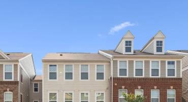 25211 BRIARGATE TER, CHANTILLY, Virginia 20152, 3 Bedrooms Bedrooms, ,3 BathroomsBathrooms,Residential,For sale,25211 BRIARGATE TER,VALO2098404 MLS # VALO2098404