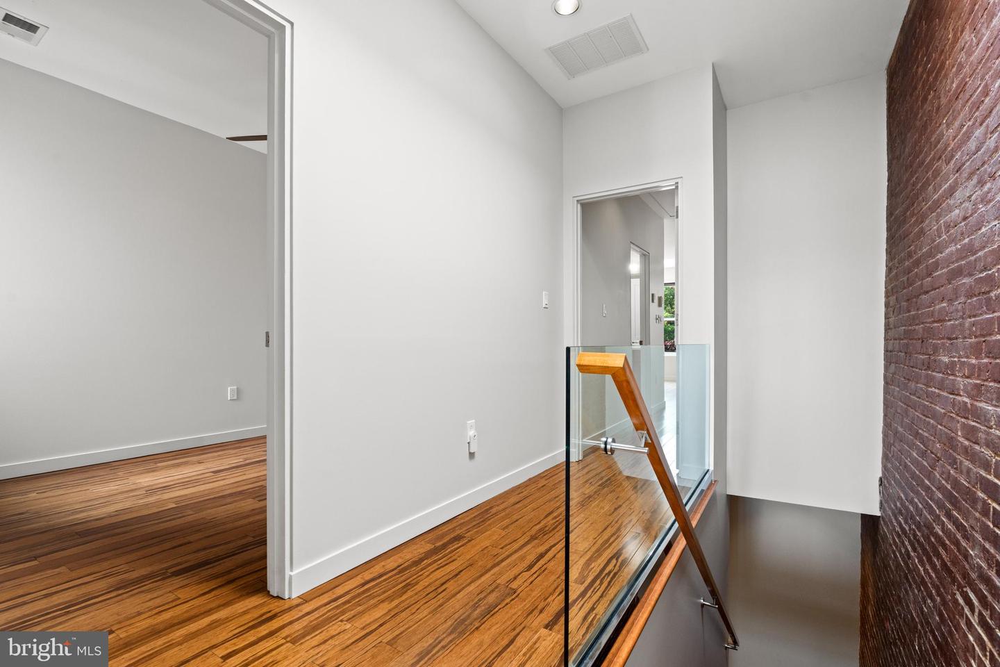 25 N ST NW, WASHINGTON, District Of Columbia 20001, 4 Bedrooms Bedrooms, ,3 BathroomsBathrooms,Residential,For sale,25 N ST NW,DCDC2203398 MLS # DCDC2203398