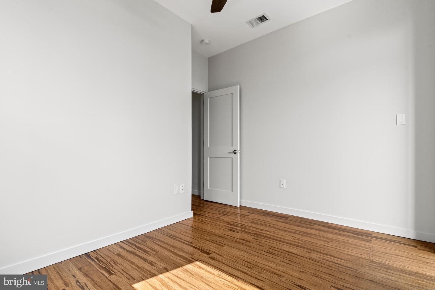 25 N ST NW, WASHINGTON, District Of Columbia 20001, 4 Bedrooms Bedrooms, ,3 BathroomsBathrooms,Residential,For sale,25 N ST NW,DCDC2203398 MLS # DCDC2203398
