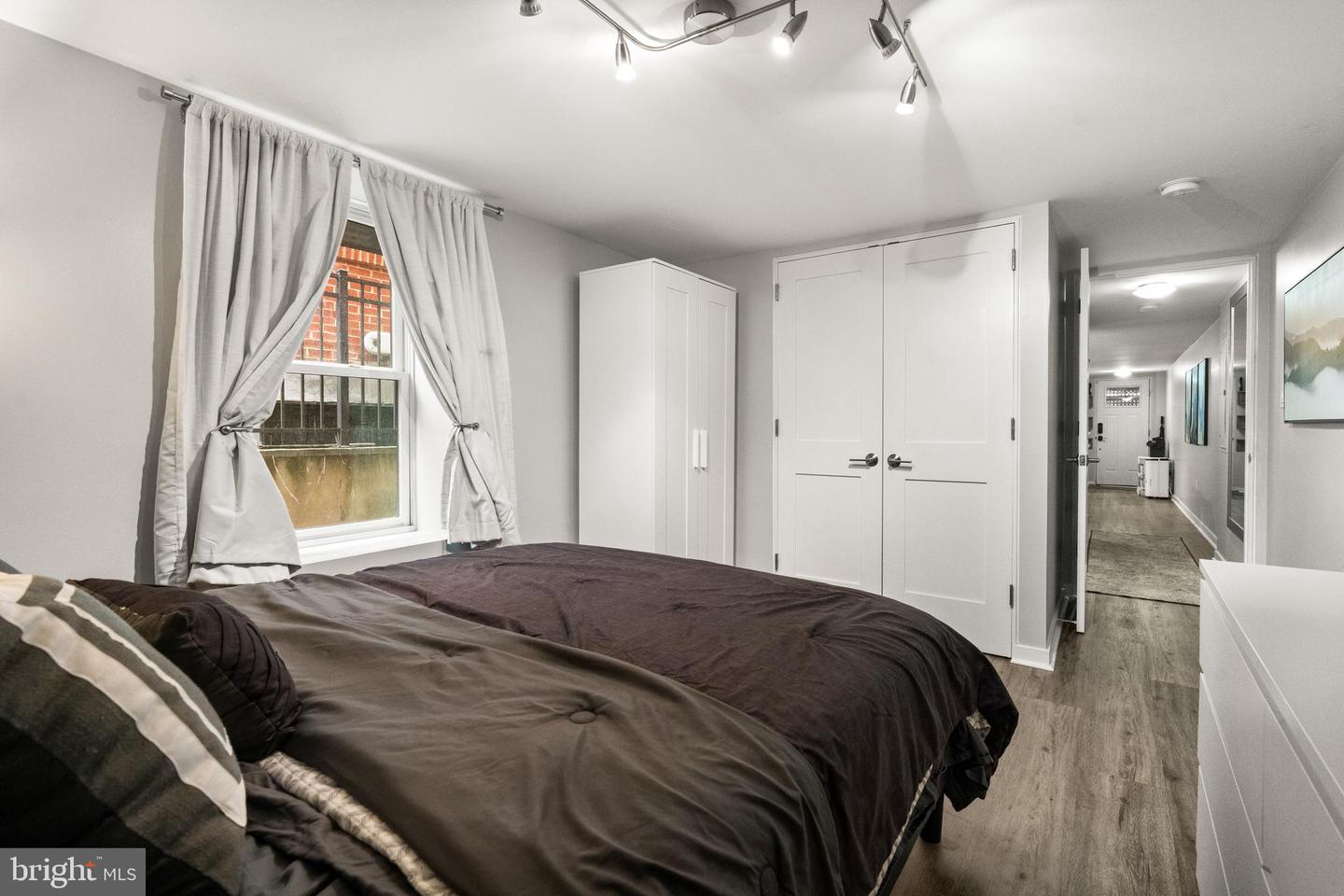 25 N ST NW, WASHINGTON, District Of Columbia 20001, 4 Bedrooms Bedrooms, ,3 BathroomsBathrooms,Residential,For sale,25 N ST NW,DCDC2203398 MLS # DCDC2203398