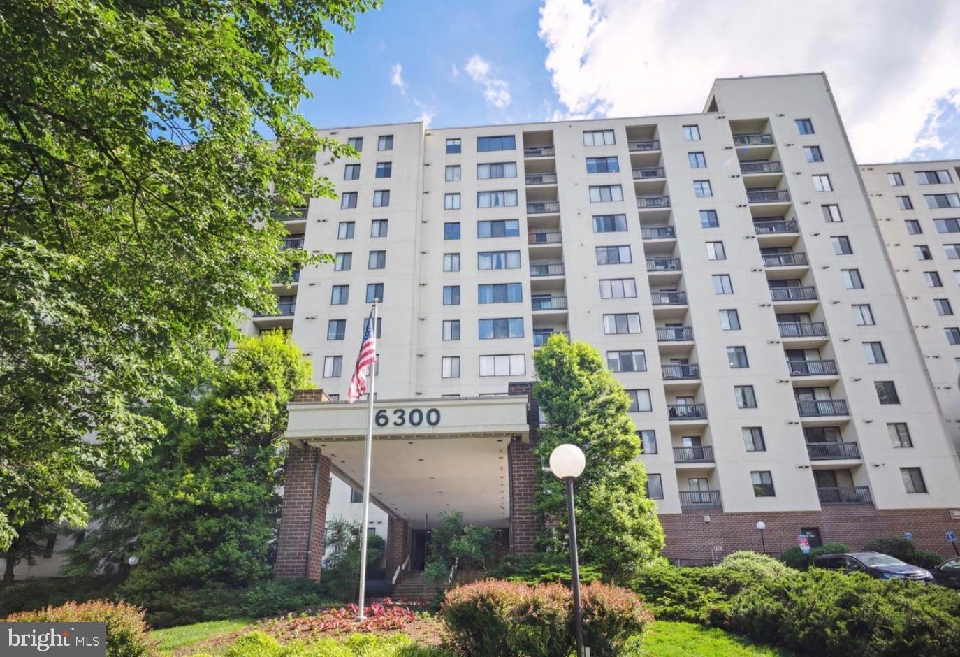 ALEXANDRIA, Virginia 22304, 2 Bedrooms Bedrooms, ,2 BathroomsBathrooms,Residential,For sale,VAAX2045942 MLS # VAAX2045942